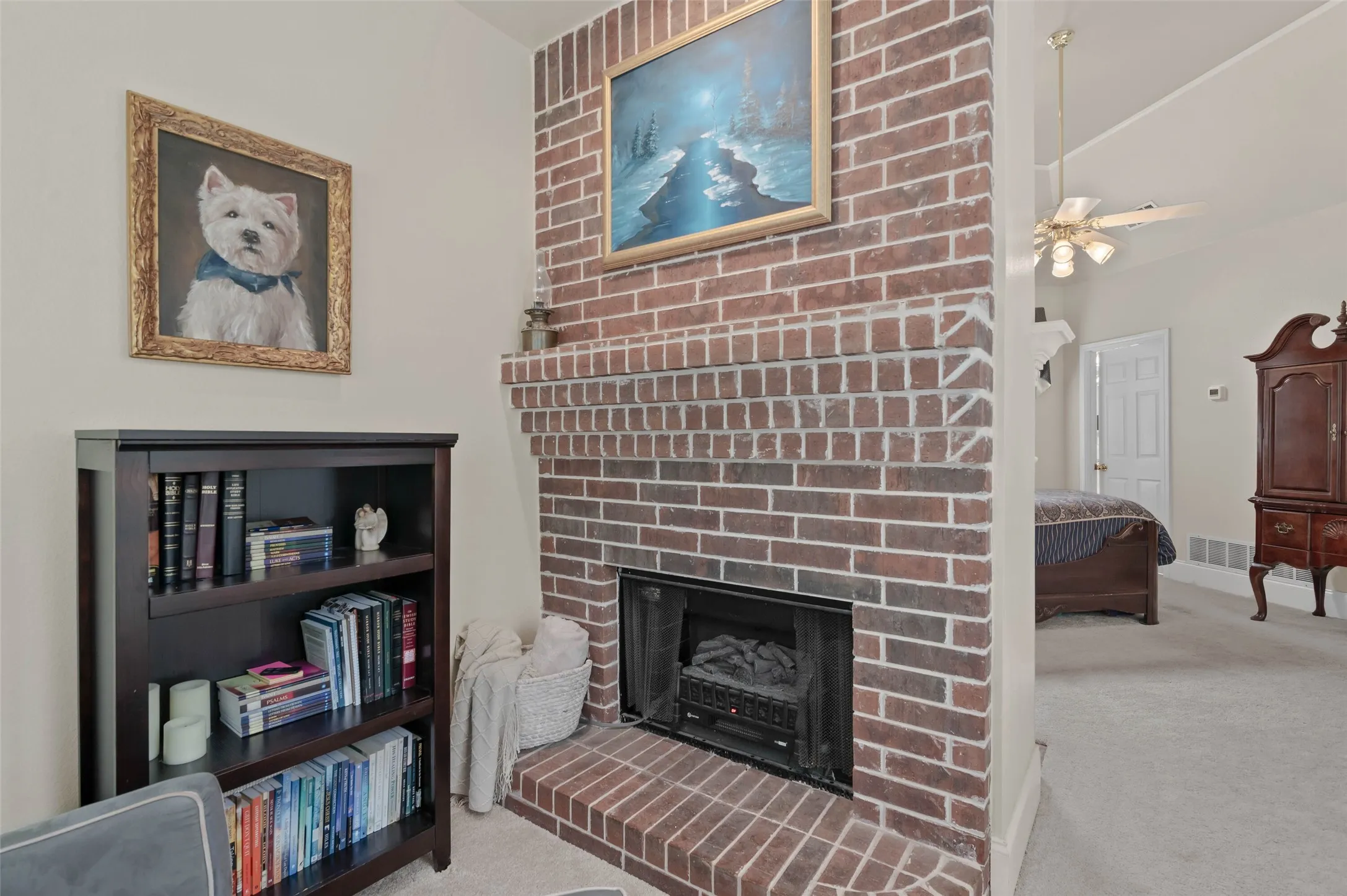 Single Family Residence For Sale in Denton County , 982 Stonecrest Road, Argyle, Texas 76226, 4 Bedroom, 3 Bathroom, 3 Garage spaces, 3,240 Sqft, built in 1995, Preowned, mls#21234800, Real Estate Agent in Argyle, Homes For Sale in Denton county, Homes For Sale in Argyle, Realtor in Argyle Texas, Real Estate Brokerage Independent Realty Texas, Luminita Cordes Realtor