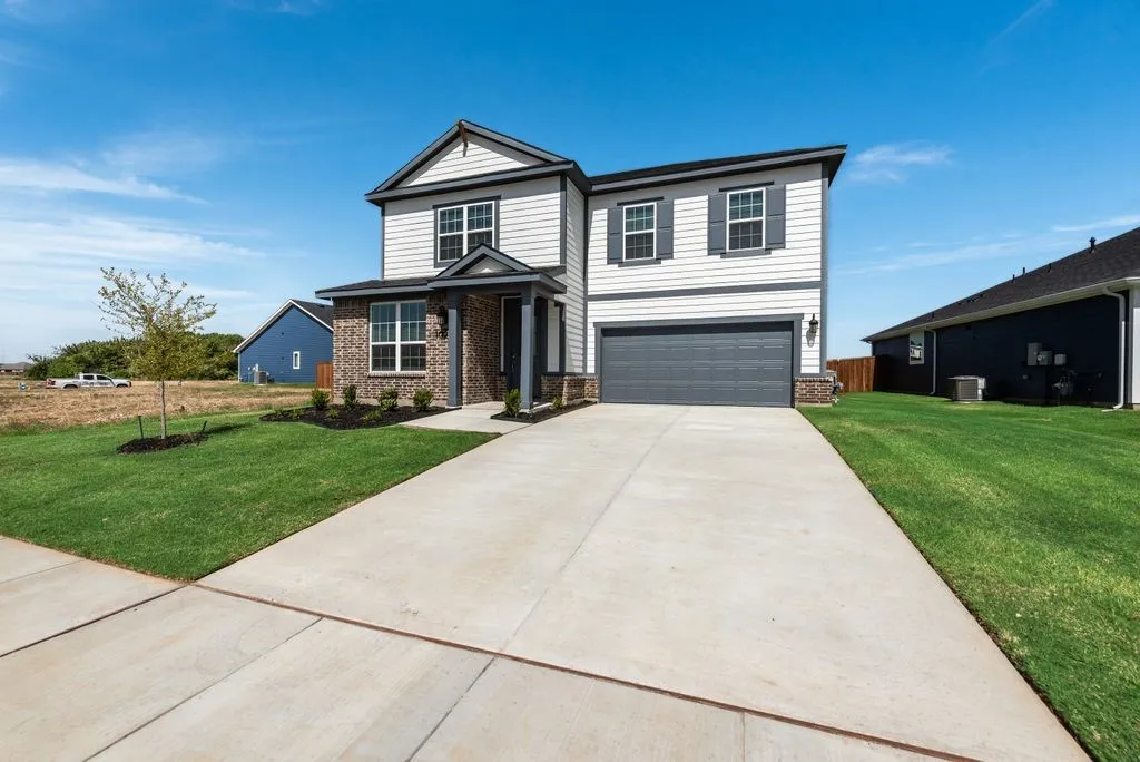 Single Family Residence For Sale in Tarrant County , 1025 Canoe Way, Crowley, Texas 76036, 4 Bedroom, 3 Bathroom, 2 Garage spaces, 2,866 Sqft, built in 2026, New Construction - Complete, mls#21236369, Real Estate Agent in Crowley, Homes For Sale in Tarrant county, Homes For Sale in Crowley, Realtor in Crowley Texas, Real Estate Brokerage Independent Realty Texas, Luminita Cordes Realtor