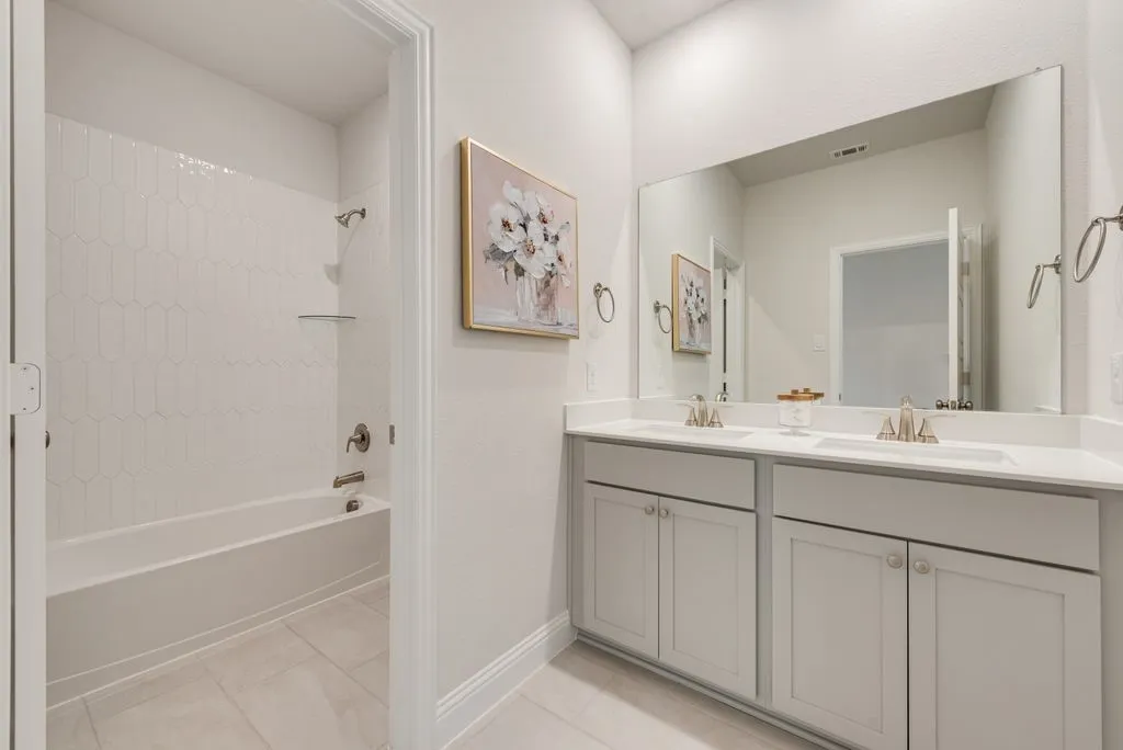 Single Family Residence For Sale in Tarrant County , 1025 Canoe Way, Crowley, Texas 76036, 4 Bedroom, 3 Bathroom, 2 Garage spaces, 2,866 Sqft, built in 2026, New Construction - Complete, mls#21236369, Real Estate Agent in Crowley, Homes For Sale in Tarrant county, Homes For Sale in Crowley, Realtor in Crowley Texas, Real Estate Brokerage Independent Realty Texas, Luminita Cordes Realtor