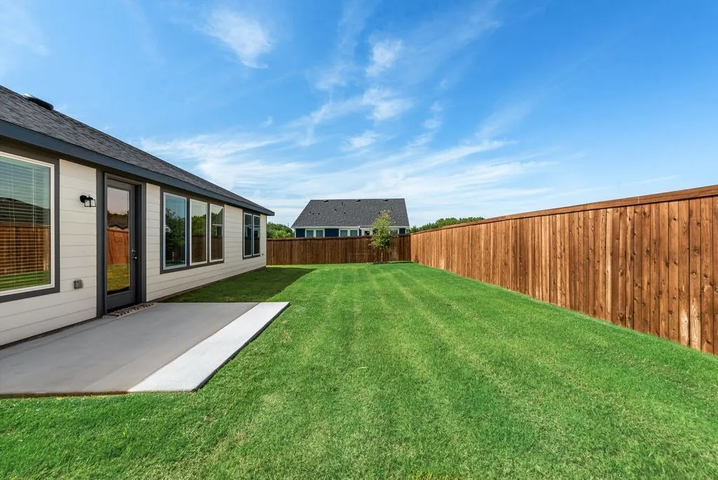 Single Family Residence For Sale in Tarrant County , 1025 Canoe Way, Crowley, Texas 76036, 4 Bedroom, 3 Bathroom, 2 Garage spaces, 2,866 Sqft, built in 2026, New Construction - Complete, mls#21236369, Real Estate Agent in Crowley, Homes For Sale in Tarrant county, Homes For Sale in Crowley, Realtor in Crowley Texas, Real Estate Brokerage Independent Realty Texas, Luminita Cordes Realtor