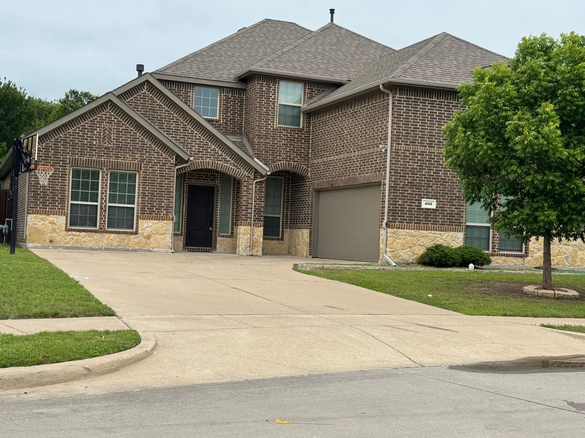 Single Family Residence For Sale in Collin County , 202 Rutherford Avenue, Wylie, Texas 75098, 4 Bedroom, 4 Bathroom, 2 Garage spaces, 3,293 Sqft, built in 2017, mls#21228921, Real Estate Agent in Wylie, Homes For Sale in Collin county, Homes For Sale in Wylie, Realtor in Wylie Texas, Real Estate Brokerage Independent Realty Texas, Luminita Cordes Realtor