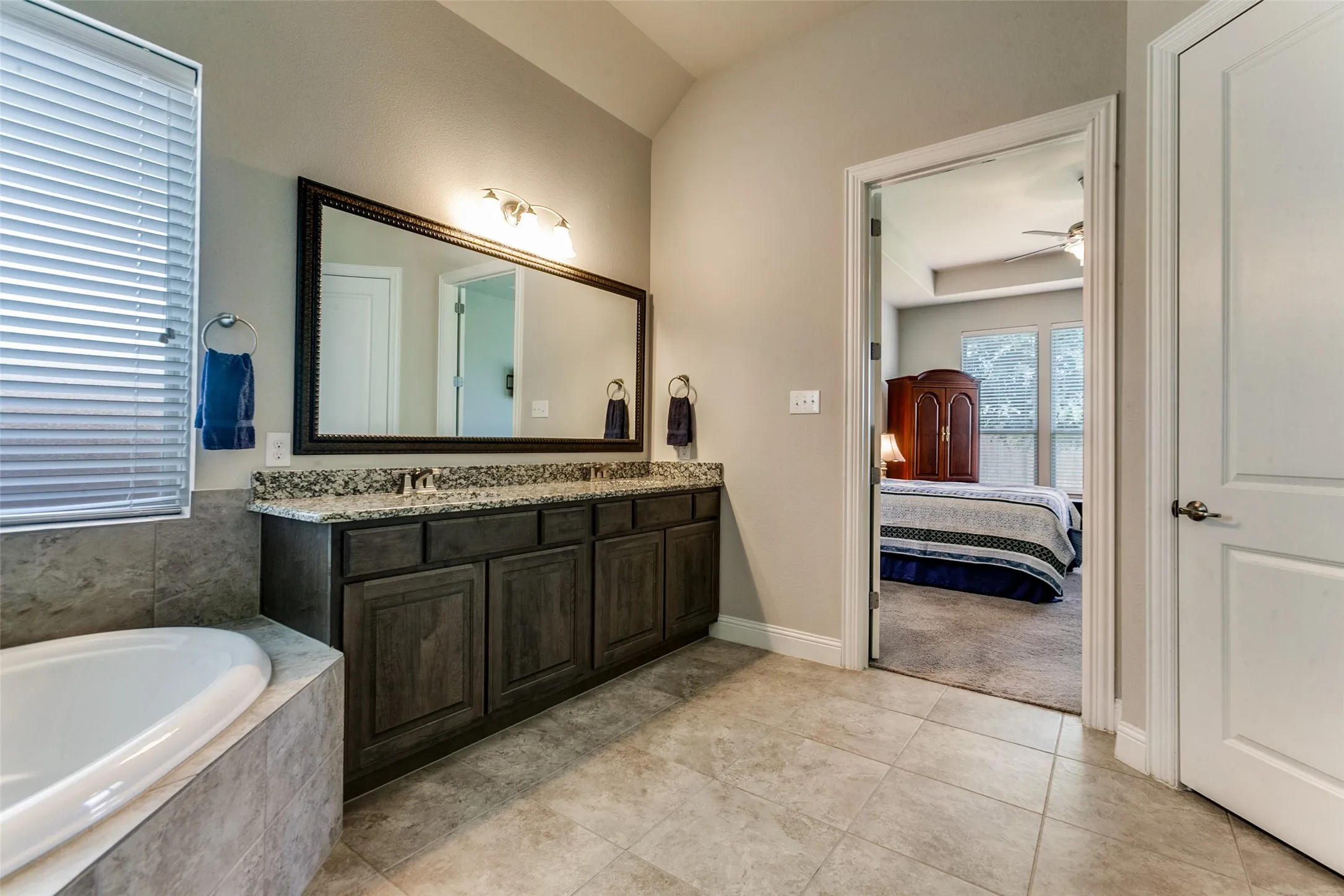 So much space in the ensuite primary bathroom