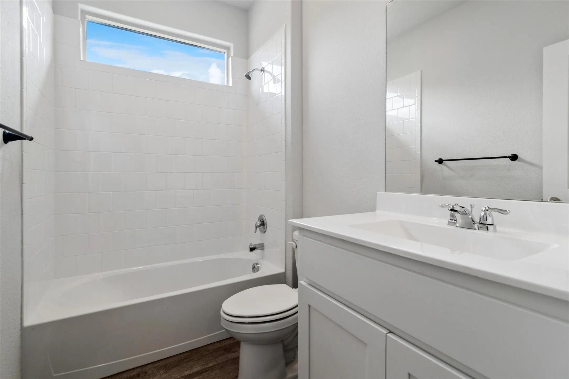 Single Family Residence For Sale in Tarrant County , 5420 Gold Pond Drive, Fort Worth, Texas 76179, 5 Bedroom, 3 Bathroom, 2 Garage spaces, 2,125 Sqft, built in 2024, Price $370,000, mls#21236410, Real Estate Agent in Fort Worth, Homes For Sale in Tarrant county, Homes For Sale in Fort Worth, Realtor in Fort Worth Texas, Real Estate Brokerage Independent Realty Texas, Luminita Cordes Realtor