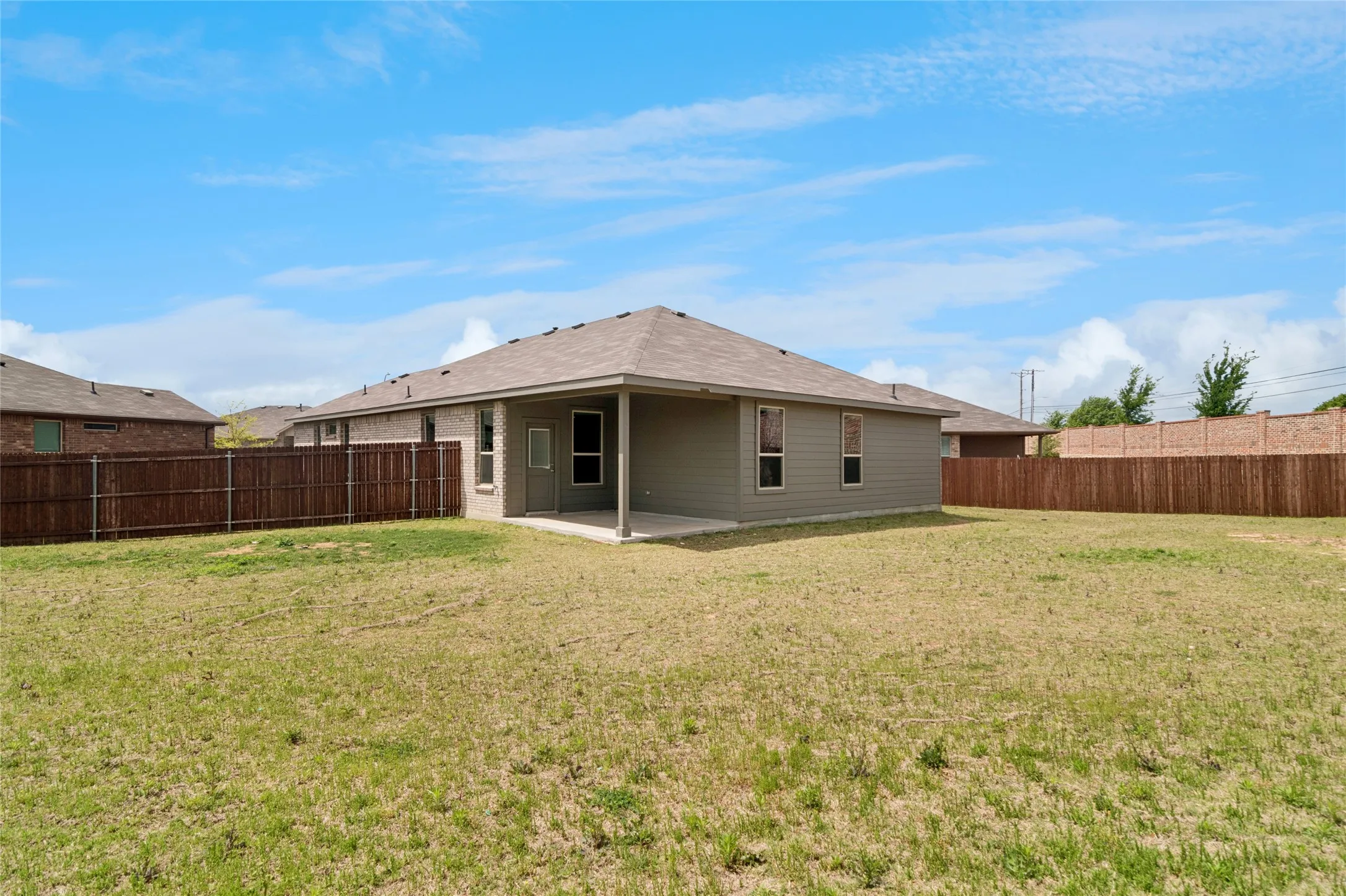 Single Family Residence For Sale in Tarrant County , 5420 Gold Pond Drive, Fort Worth, Texas 76179, 5 Bedroom, 3 Bathroom, 2 Garage spaces, 2,125 Sqft, built in 2024, Price $370,000, mls#21236410, Real Estate Agent in Fort Worth, Homes For Sale in Tarrant county, Homes For Sale in Fort Worth, Realtor in Fort Worth Texas, Real Estate Brokerage Independent Realty Texas, Luminita Cordes Realtor