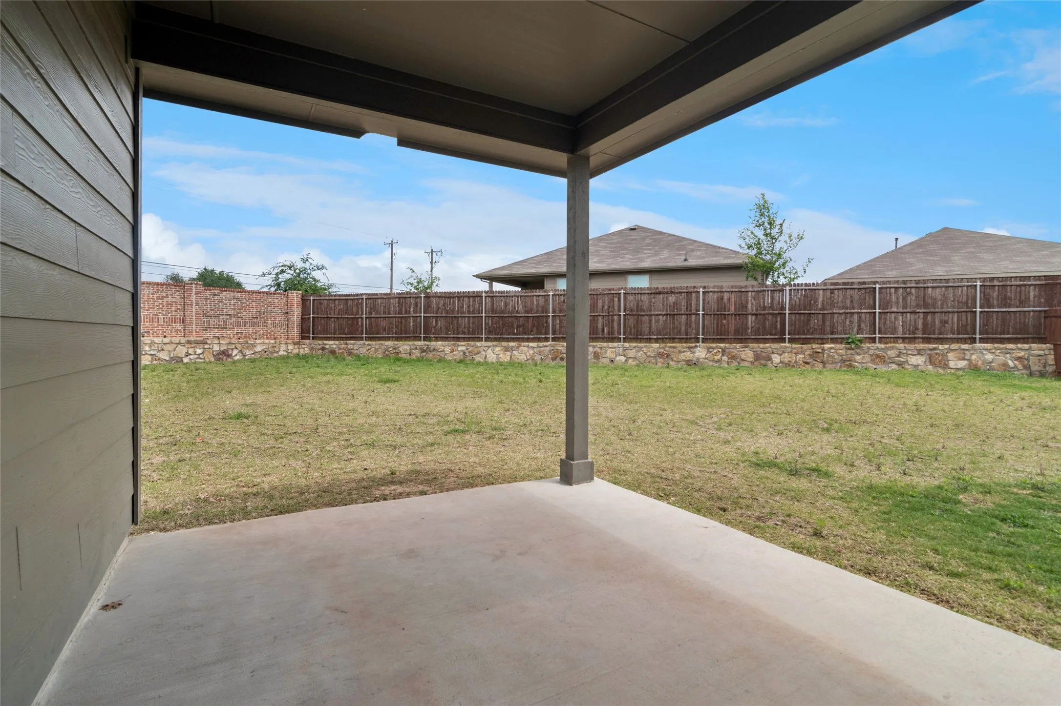 Single Family Residence For Sale in Tarrant County , 5420 Gold Pond Drive, Fort Worth, Texas 76179, 5 Bedroom, 3 Bathroom, 2 Garage spaces, 2,125 Sqft, built in 2024, Price $370,000, mls#21236410, Real Estate Agent in Fort Worth, Homes For Sale in Tarrant county, Homes For Sale in Fort Worth, Realtor in Fort Worth Texas, Real Estate Brokerage Independent Realty Texas, Luminita Cordes Realtor