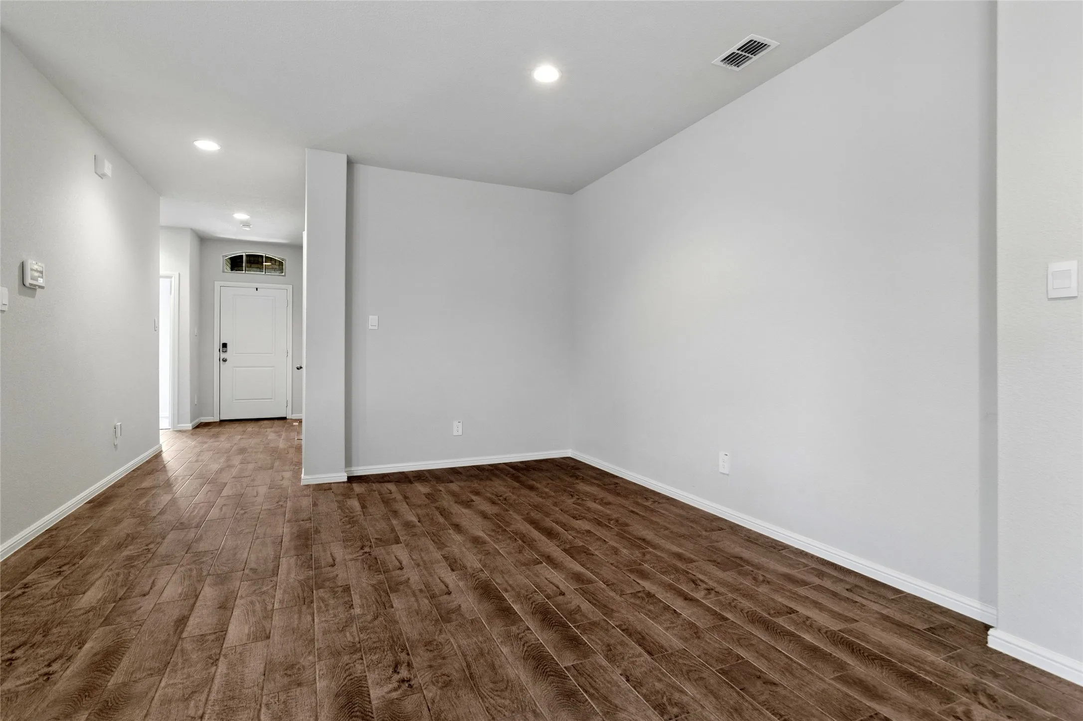 Single Family Residence For Sale in Tarrant County , 5420 Gold Pond Drive, Fort Worth, Texas 76179, 5 Bedroom, 3 Bathroom, 2 Garage spaces, 2,125 Sqft, built in 2024, Price $370,000, mls#21236410, Real Estate Agent in Fort Worth, Homes For Sale in Tarrant county, Homes For Sale in Fort Worth, Realtor in Fort Worth Texas, Real Estate Brokerage Independent Realty Texas, Luminita Cordes Realtor