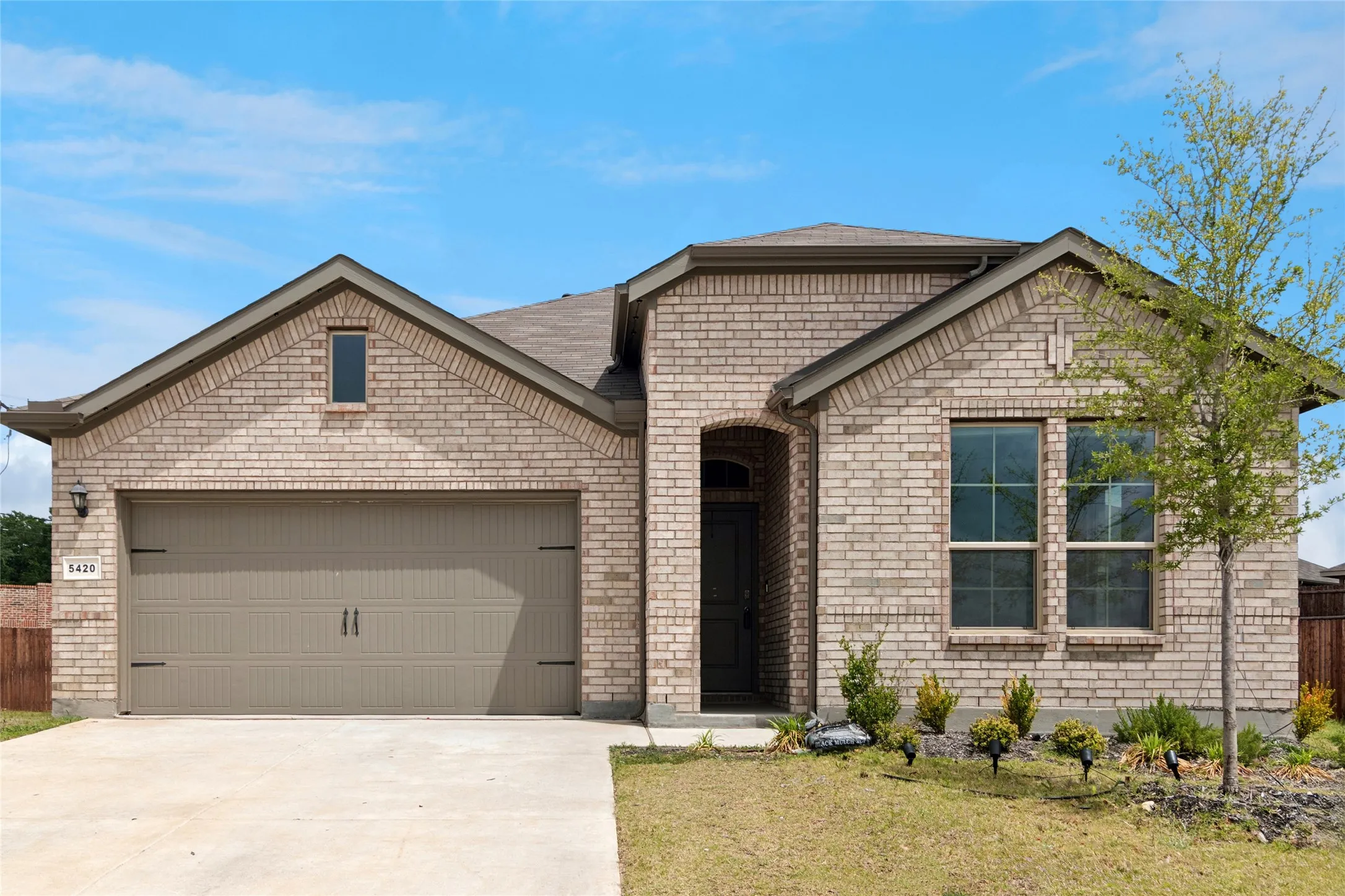 Single Family Residence For Sale in Tarrant County , 5420 Gold Pond Drive, Fort Worth, Texas 76179, 5 Bedroom, 3 Bathroom, 2 Garage spaces, 2,125 Sqft, built in 2024, Price $370,000, mls#21236410, Real Estate Agent in Fort Worth, Homes For Sale in Tarrant county, Homes For Sale in Fort Worth, Realtor in Fort Worth Texas, Real Estate Brokerage Independent Realty Texas, Luminita Cordes Realtor