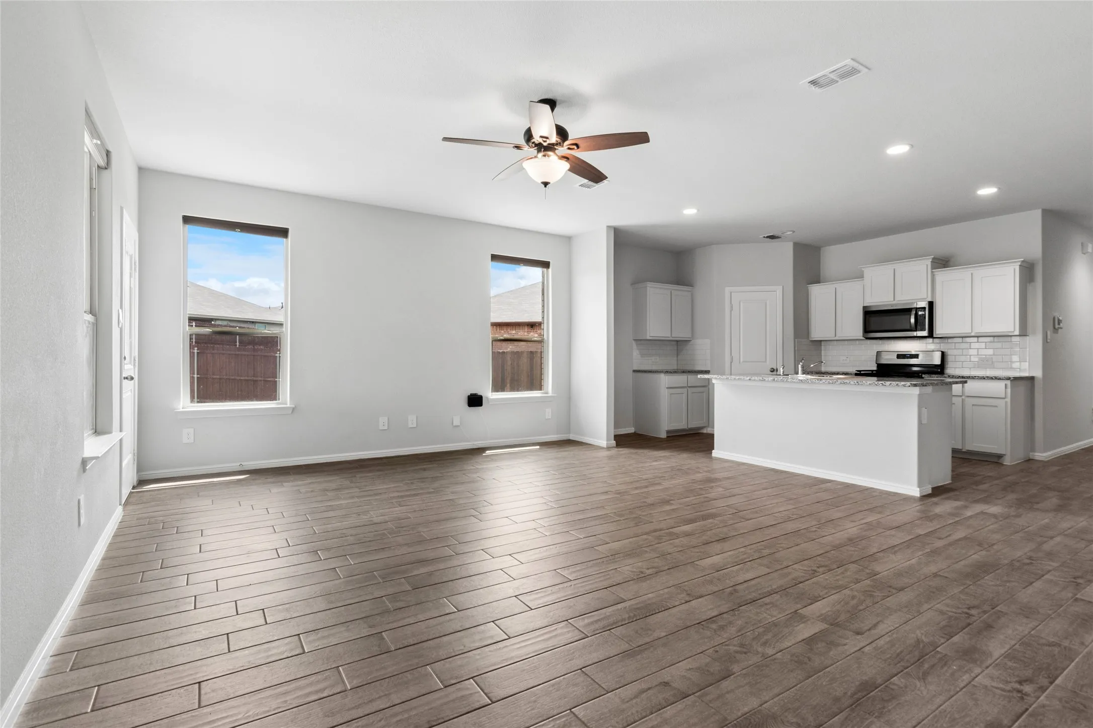 Single Family Residence For Sale in Tarrant County , 5420 Gold Pond Drive, Fort Worth, Texas 76179, 5 Bedroom, 3 Bathroom, 2 Garage spaces, 2,125 Sqft, built in 2024, Price $370,000, mls#21236410, Real Estate Agent in Fort Worth, Homes For Sale in Tarrant county, Homes For Sale in Fort Worth, Realtor in Fort Worth Texas, Real Estate Brokerage Independent Realty Texas, Luminita Cordes Realtor