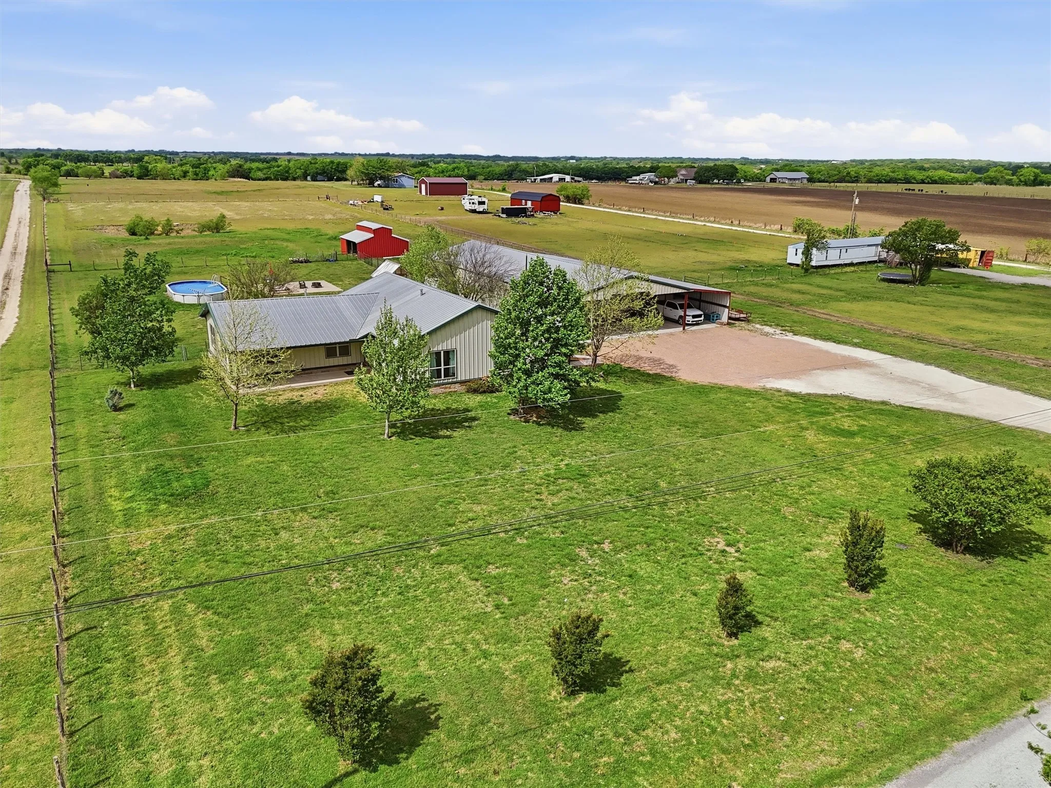 Expansive Acreage