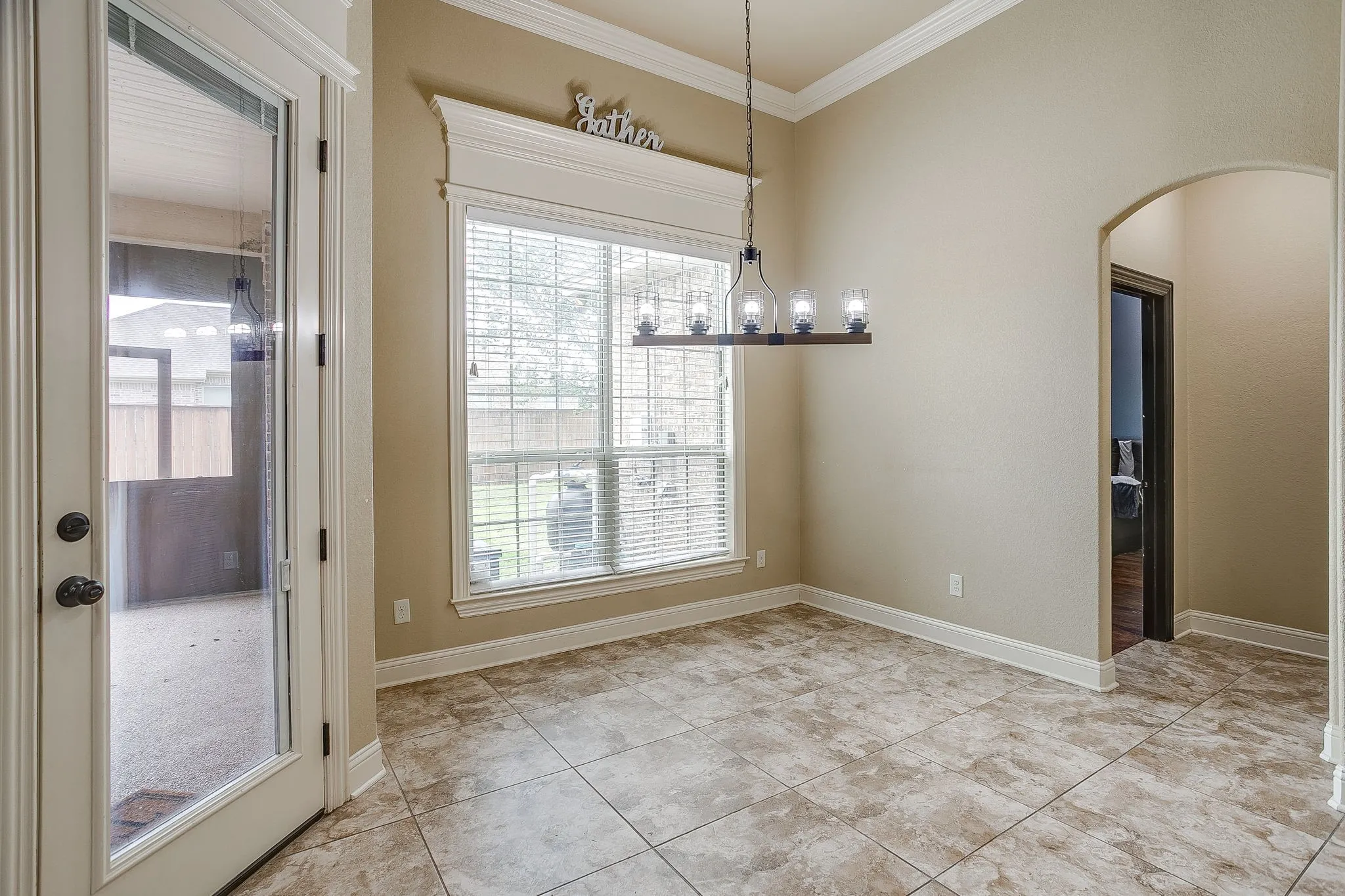 Single Family Residence For Sale in Mc Lennan County , 2217 Augustine, Waco, Texas 76712, 4 Bedrooms, 3 Bathrooms, 2 Garage spaces, 2,234 Sqft, built in 2014, Price $479,250, mls#21231897, Real Estate Agent in Waco, Homes For Sale in Mc Lennan county, Homes For Sale in Waco, Realtor in Waco Texas, Real Estate Brokerage Independent Realty Texas, Luminita Cordes Realtor