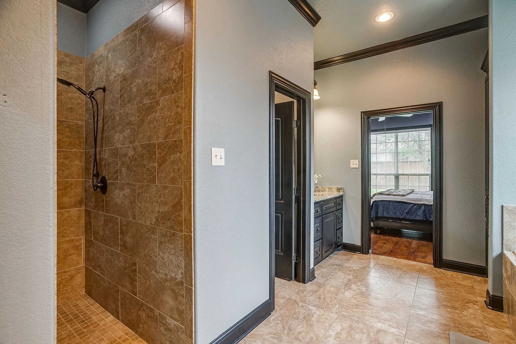 Single Family Residence For Sale in Mc Lennan County , 2217 Augustine, Waco, Texas 76712, 4 Bedrooms, 3 Bathrooms, 2 Garage spaces, 2,234 Sqft, built in 2014, Price $479,250, mls#21231897, Real Estate Agent in Waco, Homes For Sale in Mc Lennan county, Homes For Sale in Waco, Realtor in Waco Texas, Real Estate Brokerage Independent Realty Texas, Luminita Cordes Realtor
