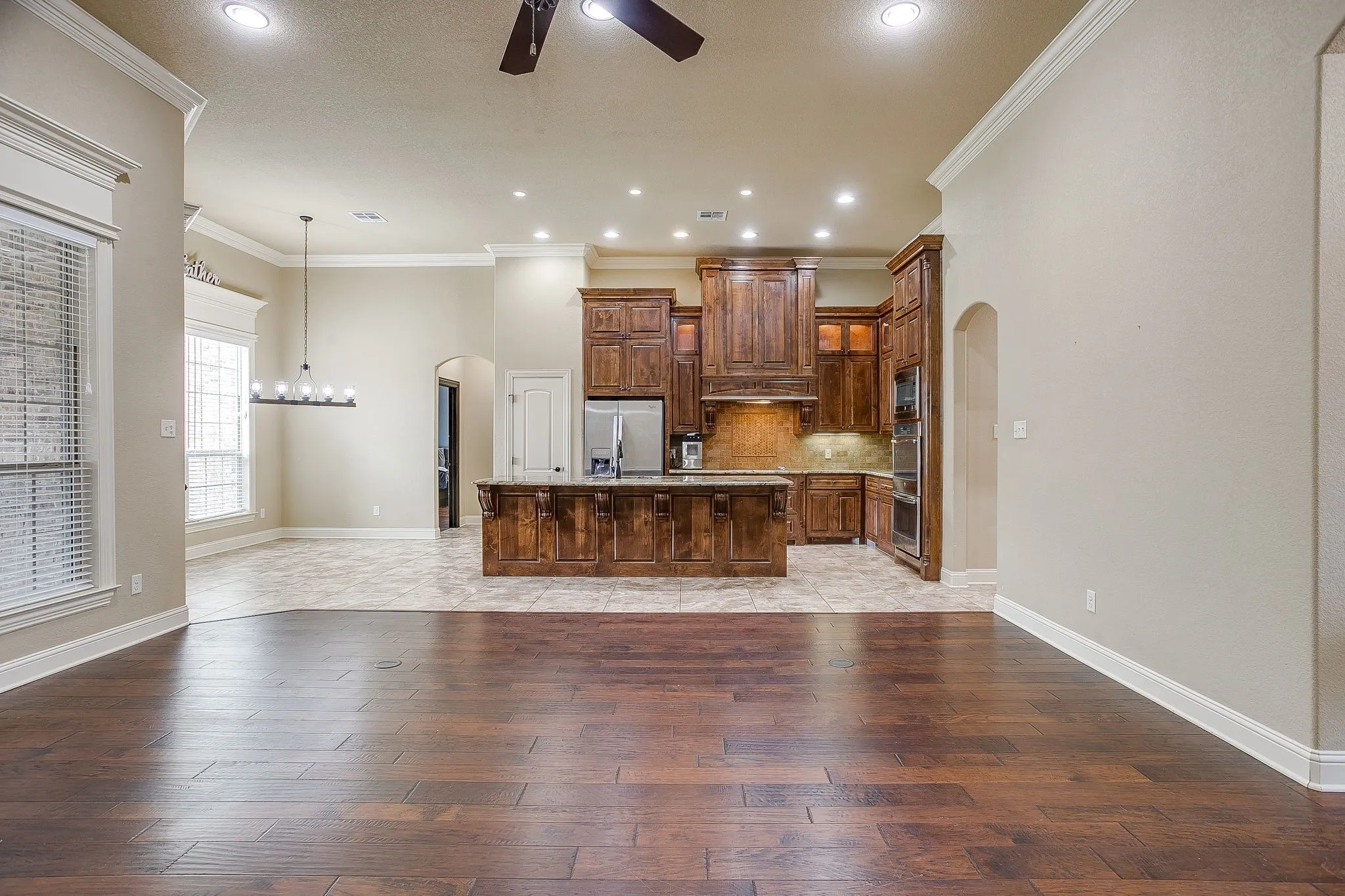 Single Family Residence For Sale in Mc Lennan County , 2217 Augustine, Waco, Texas 76712, 4 Bedrooms, 3 Bathrooms, 2 Garage spaces, 2,234 Sqft, built in 2014, Price $479,250, mls#21231897, Real Estate Agent in Waco, Homes For Sale in Mc Lennan county, Homes For Sale in Waco, Realtor in Waco Texas, Real Estate Brokerage Independent Realty Texas, Luminita Cordes Realtor