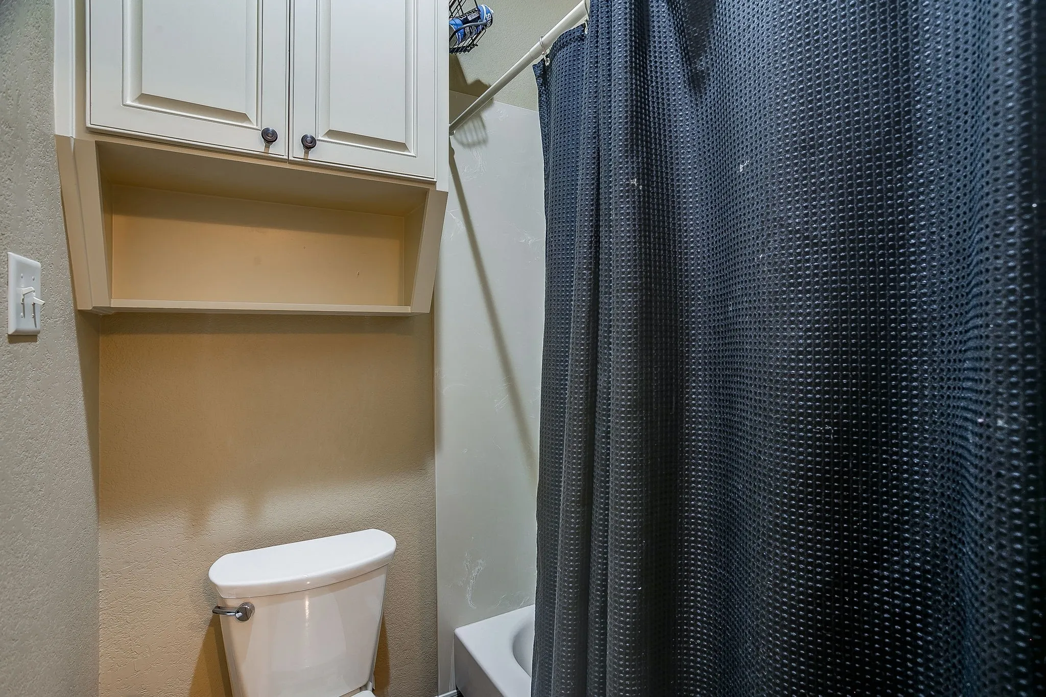 Single Family Residence For Sale in Mc Lennan County , 2217 Augustine, Waco, Texas 76712, 4 Bedrooms, 3 Bathrooms, 2 Garage spaces, 2,234 Sqft, built in 2014, Price $479,250, mls#21231897, Real Estate Agent in Waco, Homes For Sale in Mc Lennan county, Homes For Sale in Waco, Realtor in Waco Texas, Real Estate Brokerage Independent Realty Texas, Luminita Cordes Realtor