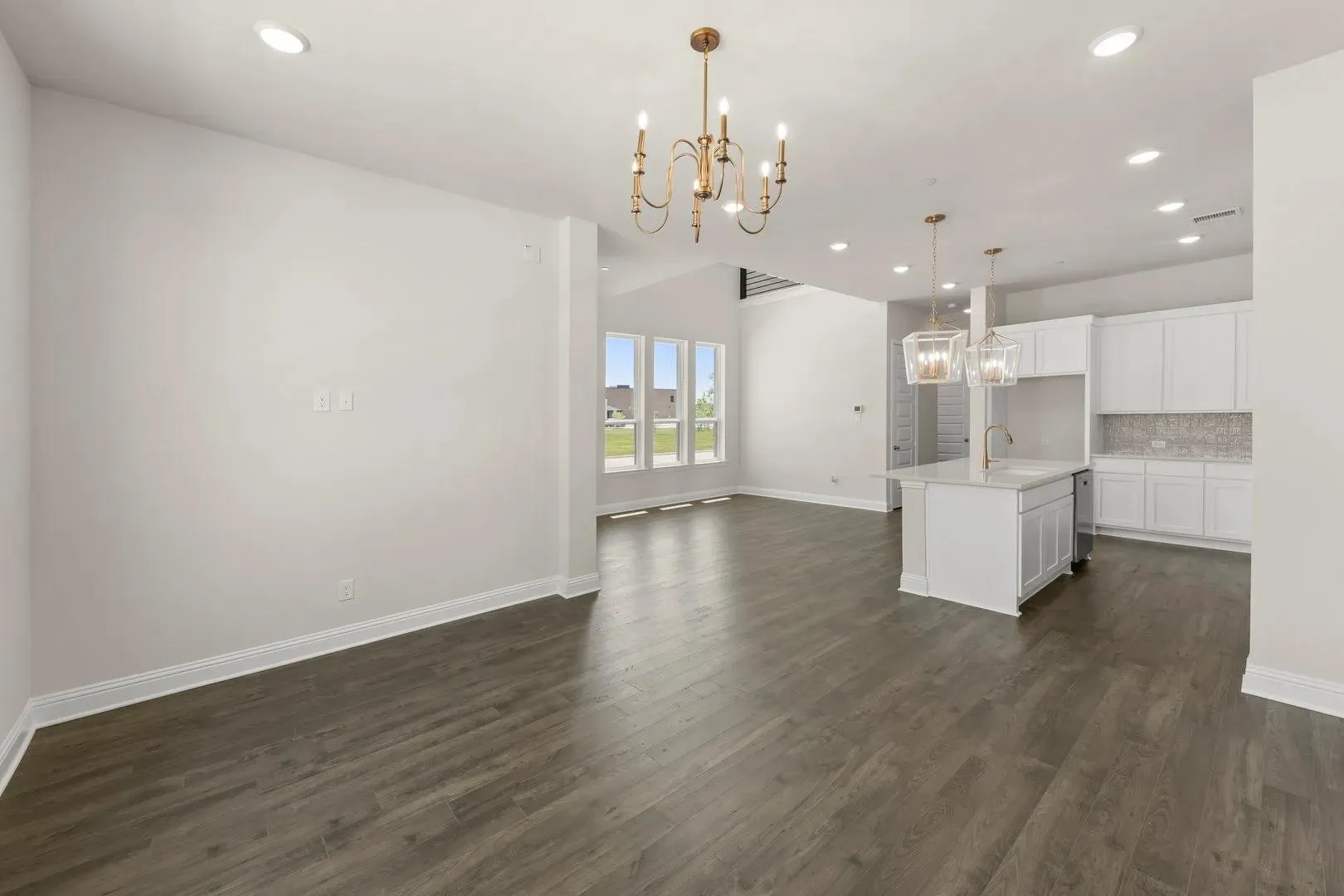 The Tessera Family Room