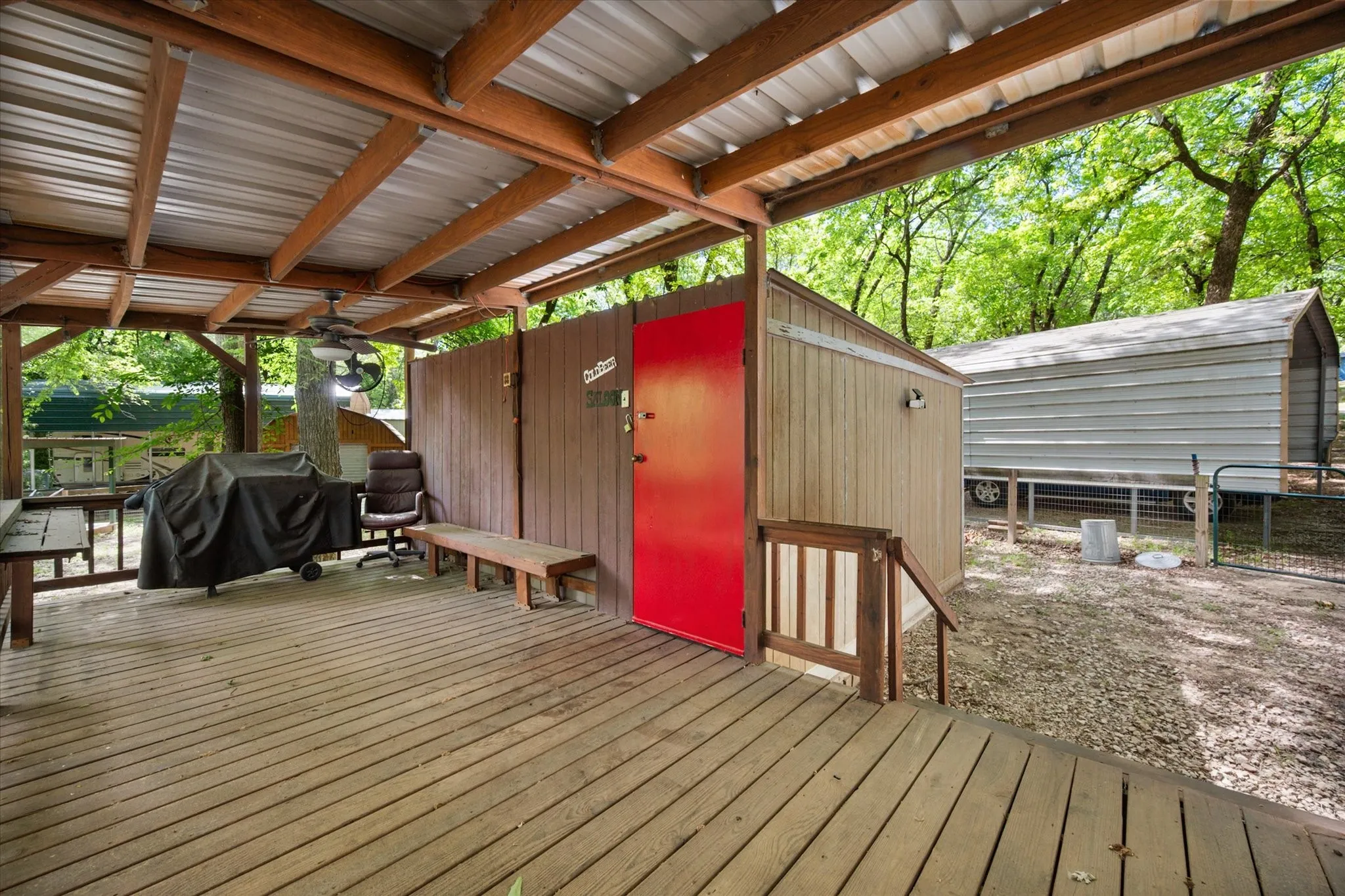 Mobile Home For Sale in Freestone County , 178 Kingswood Drive, Streetman, Texas 75859, 3 Bedroom, 2 Bathroom, Garage spaces, 1,152 Sqft, built in 2006, Preowned, mls#21234788, Real Estate Agent in Streetman, Homes For Sale in Freestone county, Homes For Sale in Streetman, Realtor in Streetman Texas, Real Estate Brokerage Independent Realty Texas, Luminita Cordes Realtor