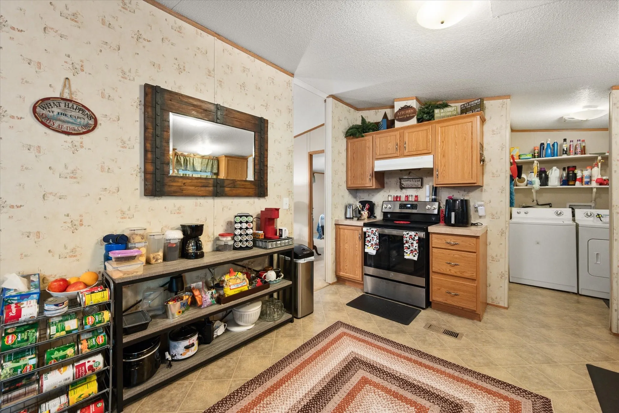 Mobile Home For Sale in Freestone County , 178 Kingswood Drive, Streetman, Texas 75859, 3 Bedroom, 2 Bathroom, Garage spaces, 1,152 Sqft, built in 2006, Preowned, mls#21234788, Real Estate Agent in Streetman, Homes For Sale in Freestone county, Homes For Sale in Streetman, Realtor in Streetman Texas, Real Estate Brokerage Independent Realty Texas, Luminita Cordes Realtor