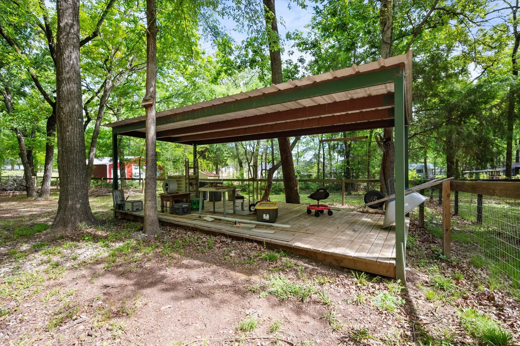 Mobile Home For Sale in Freestone County , 178 Kingswood Drive, Streetman, Texas 75859, 3 Bedroom, 2 Bathroom, Garage spaces, 1,152 Sqft, built in 2006, Preowned, mls#21234788, Real Estate Agent in Streetman, Homes For Sale in Freestone county, Homes For Sale in Streetman, Realtor in Streetman Texas, Real Estate Brokerage Independent Realty Texas, Luminita Cordes Realtor
