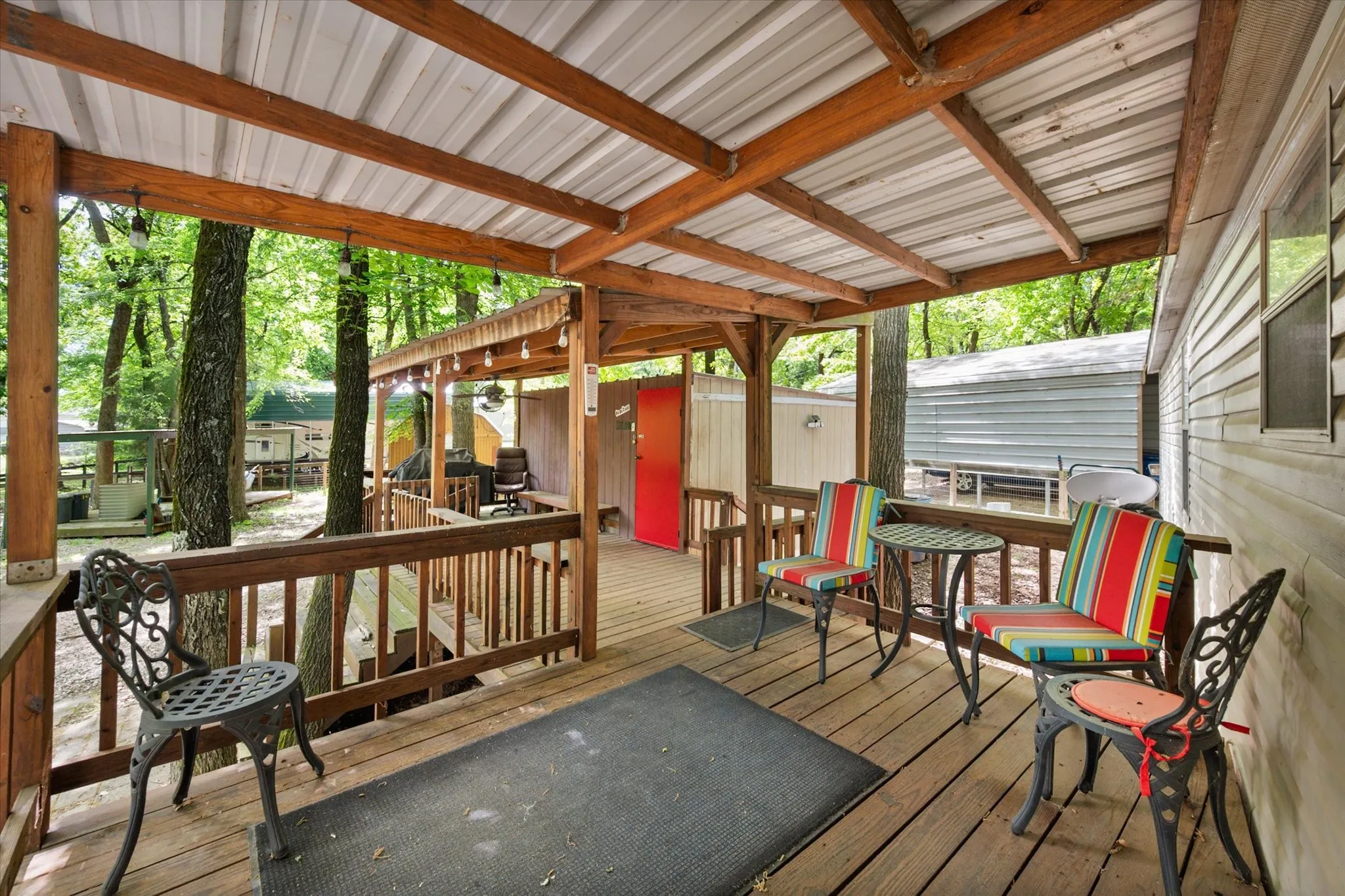 Mobile Home For Sale in Freestone County , 178 Kingswood Drive, Streetman, Texas 75859, 3 Bedroom, 2 Bathroom, Garage spaces, 1,152 Sqft, built in 2006, Preowned, mls#21234788, Real Estate Agent in Streetman, Homes For Sale in Freestone county, Homes For Sale in Streetman, Realtor in Streetman Texas, Real Estate Brokerage Independent Realty Texas, Luminita Cordes Realtor