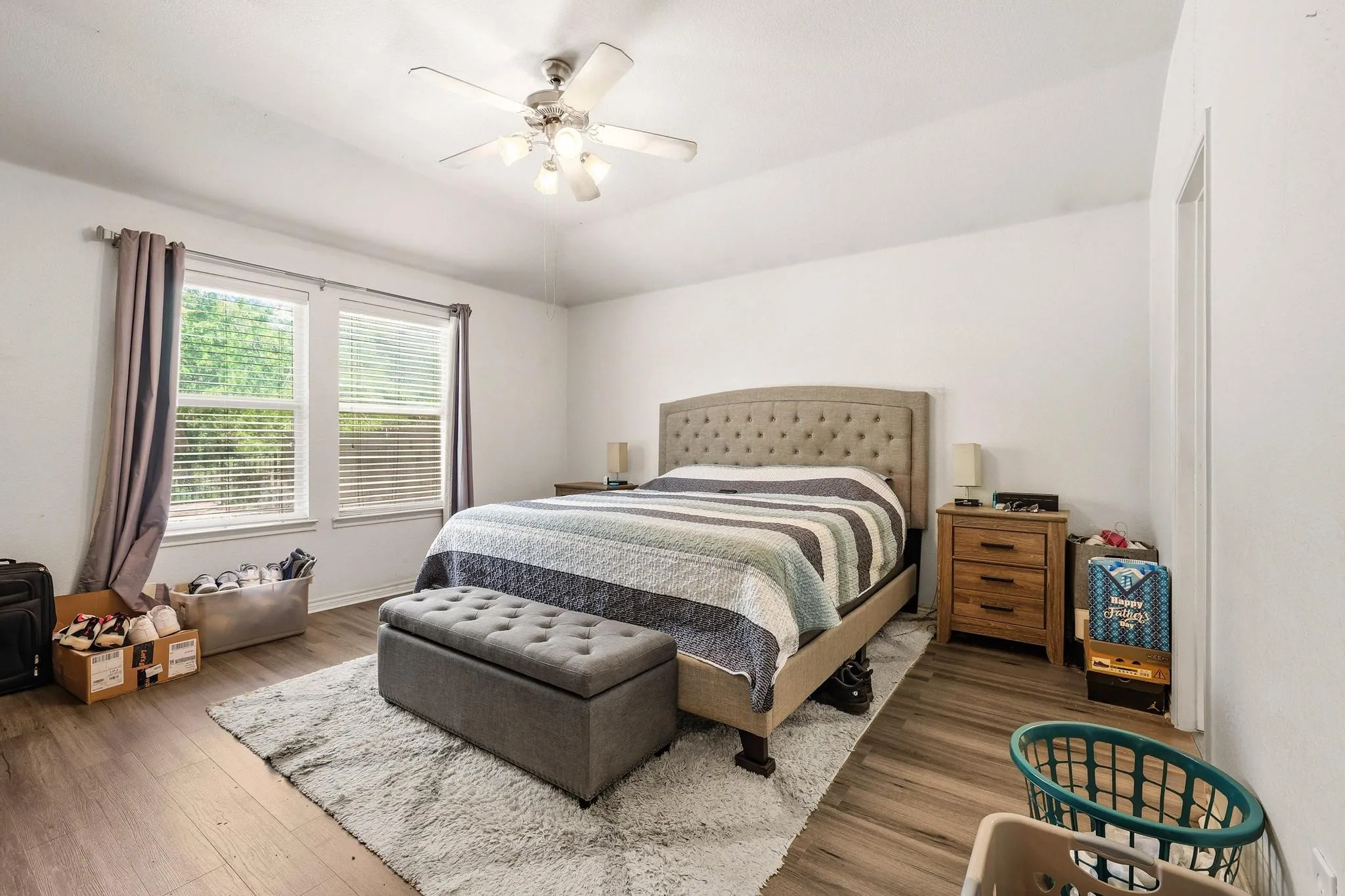 Single Family Residence For Sale in Collin County , 704 Acacia Drive, Anna, Texas 75409, 4 Bedroom, 3 Bathroom, 2 Garage spaces, 2,376 Sqft, built in 2006, Preowned, mls#21229989, Real Estate Agent in Anna, Homes For Sale in Collin county, Homes For Sale in Anna, Realtor in Anna Texas, Real Estate Brokerage Independent Realty Texas, Luminita Cordes Realtor