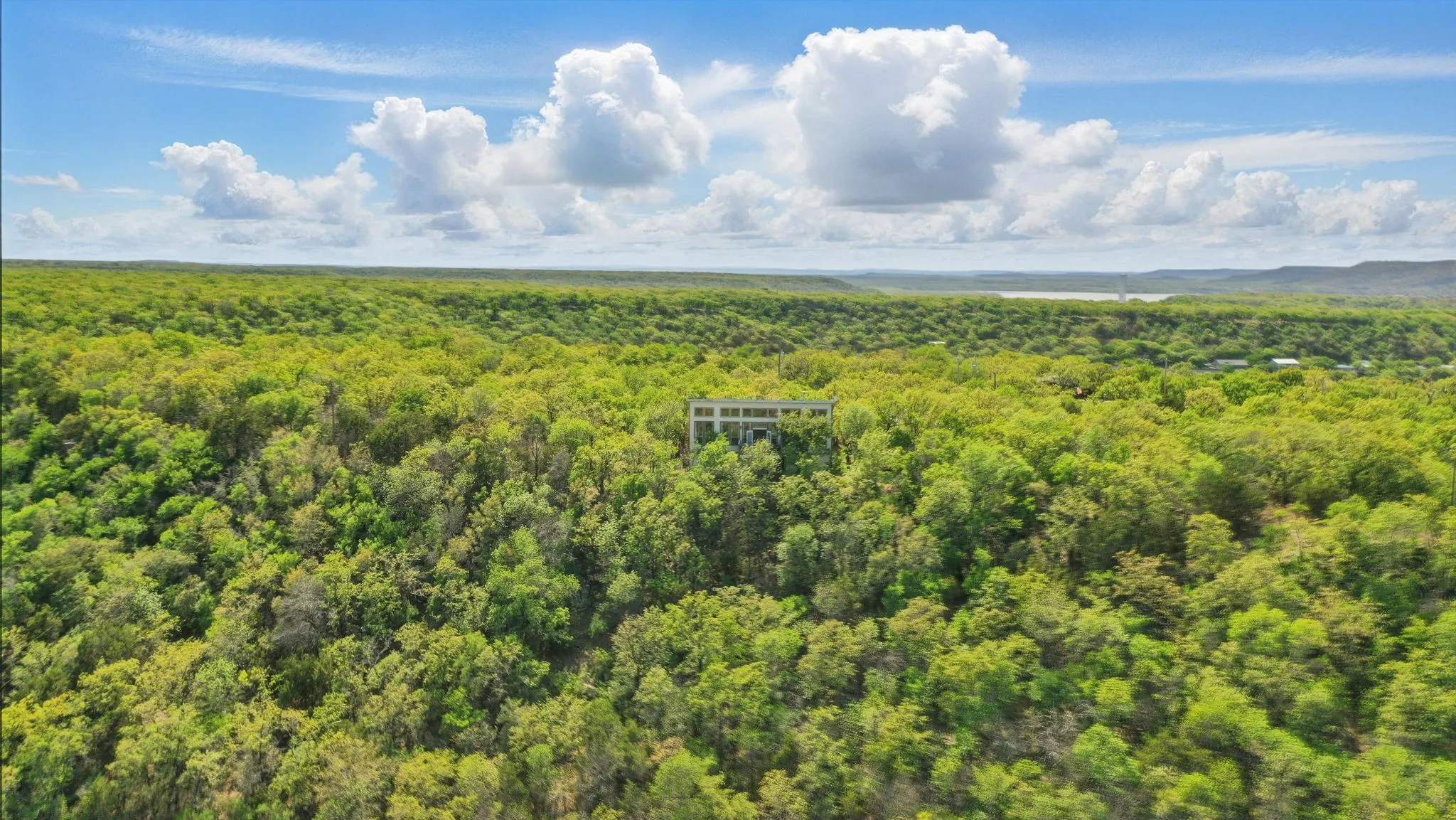 Single Family Residence For Sale in Palo Pinto County , 2775 S Lakeview Drive, Gordon, Texas 76453, 3 Bedroom, 1 Bathroom, 2 Garage spaces, 1,908 Sqft, built in 2007, Preowned, Price $430,000, mls#21235280, Real Estate Agent in Gordon, Homes For Sale in Palo Pinto county, Homes For Sale in Gordon, Realtor in Gordon Texas, Real Estate Brokerage Independent Realty Texas, Luminita Cordes Realtor