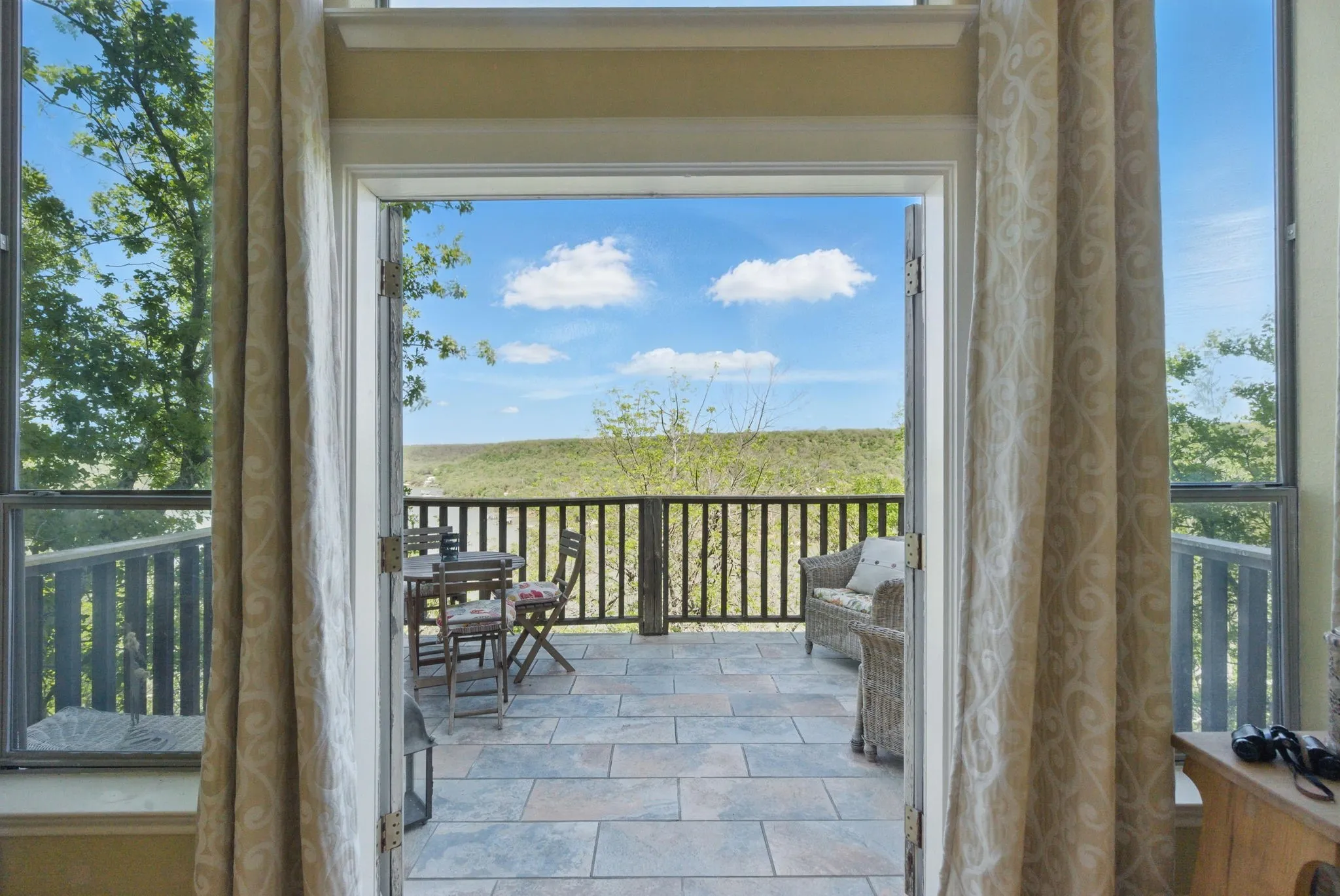 Single Family Residence For Sale in Palo Pinto County , 2775 S Lakeview Drive, Gordon, Texas 76453, 3 Bedroom, 1 Bathroom, 2 Garage spaces, 1,908 Sqft, built in 2007, Preowned, Price $430,000, mls#21235280, Real Estate Agent in Gordon, Homes For Sale in Palo Pinto county, Homes For Sale in Gordon, Realtor in Gordon Texas, Real Estate Brokerage Independent Realty Texas, Luminita Cordes Realtor