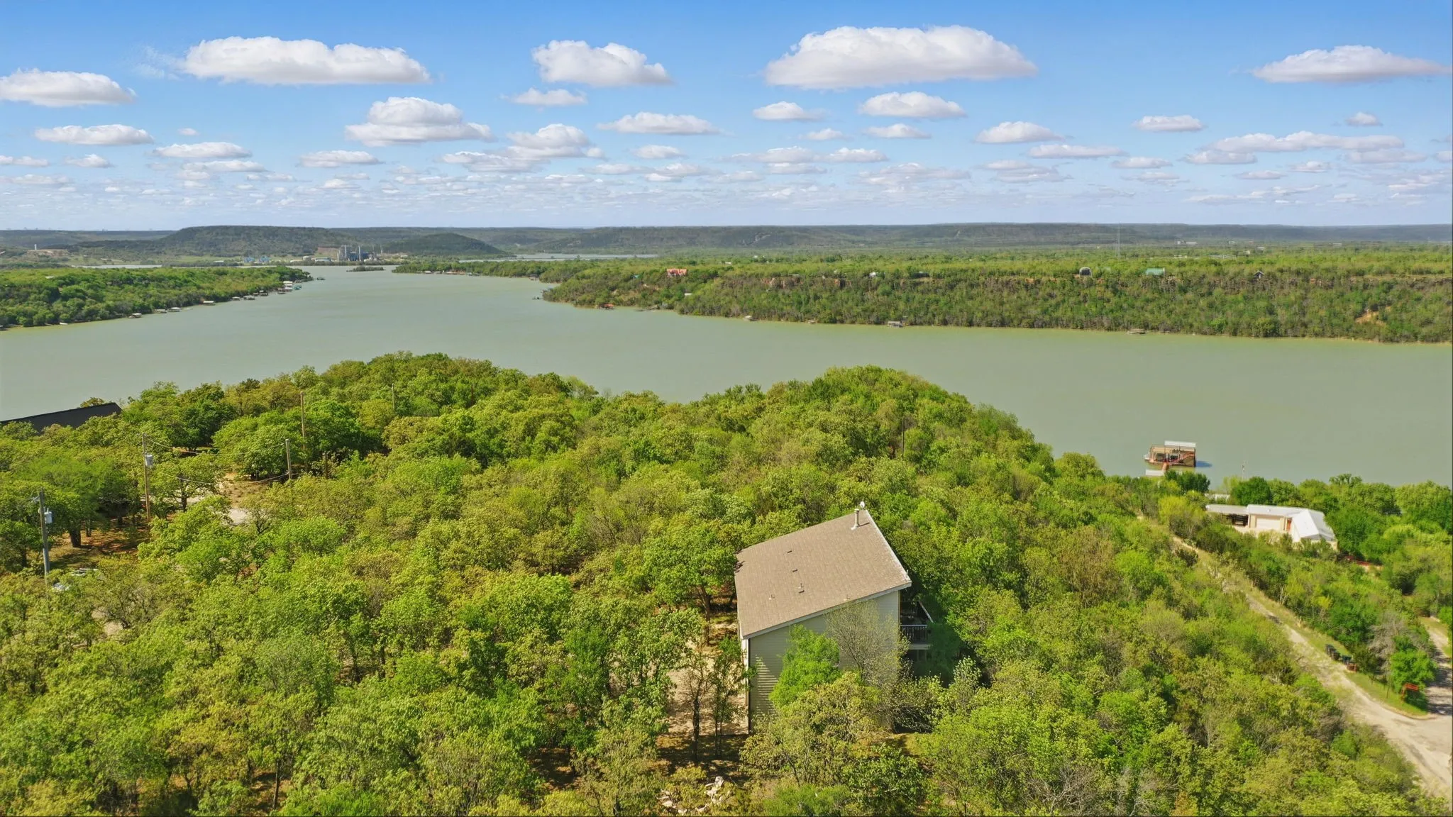 Single Family Residence For Sale in Palo Pinto County , 2775 S Lakeview Drive, Gordon, Texas 76453, 3 Bedroom, 1 Bathroom, 2 Garage spaces, 1,908 Sqft, built in 2007, Preowned, Price $430,000, mls#21235280, Real Estate Agent in Gordon, Homes For Sale in Palo Pinto county, Homes For Sale in Gordon, Realtor in Gordon Texas, Real Estate Brokerage Independent Realty Texas, Luminita Cordes Realtor