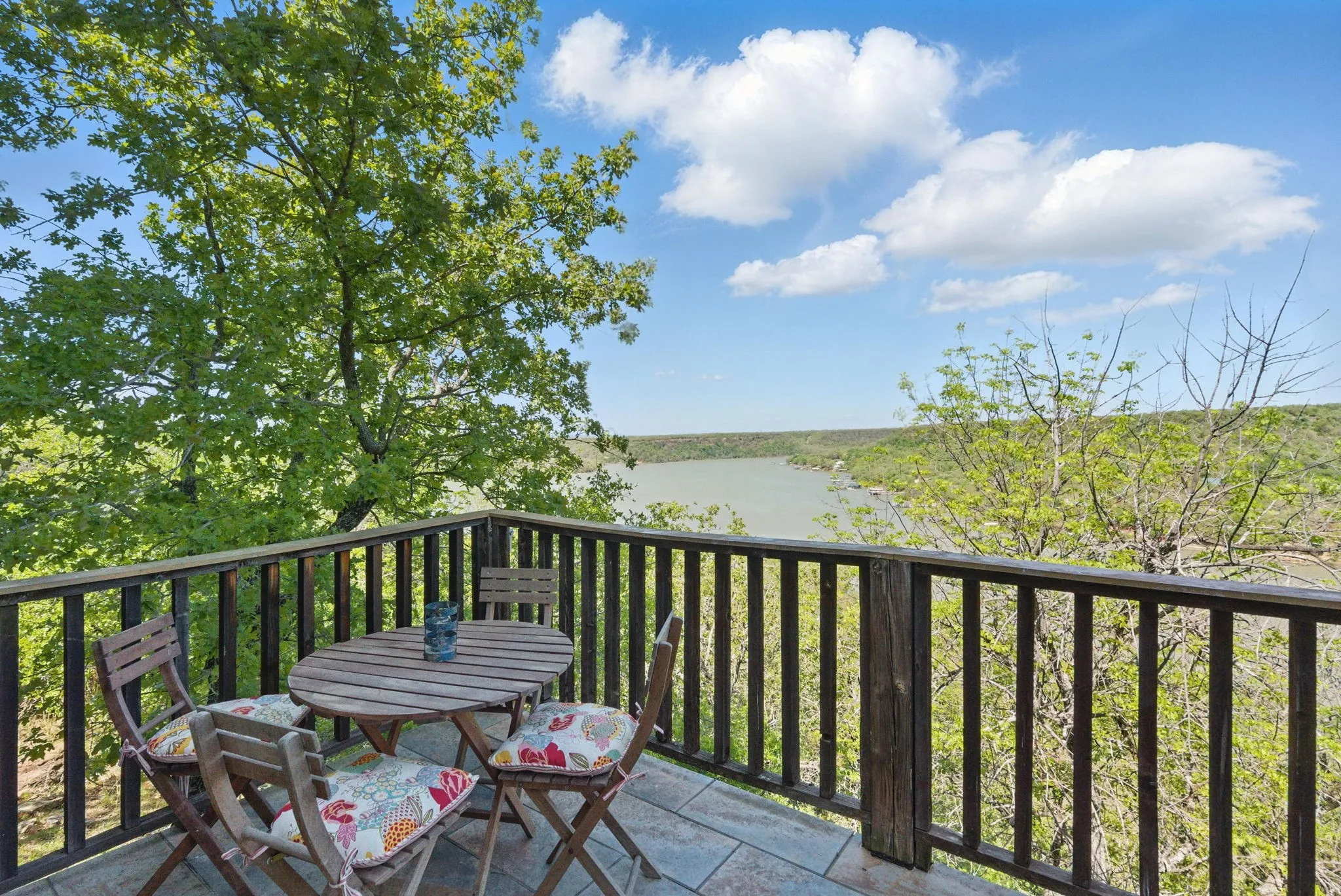 Single Family Residence For Sale in Palo Pinto County , 2775 S Lakeview Drive, Gordon, Texas 76453, 3 Bedroom, 1 Bathroom, 2 Garage spaces, 1,908 Sqft, built in 2007, Preowned, Price $430,000, mls#21235280, Real Estate Agent in Gordon, Homes For Sale in Palo Pinto county, Homes For Sale in Gordon, Realtor in Gordon Texas, Real Estate Brokerage Independent Realty Texas, Luminita Cordes Realtor