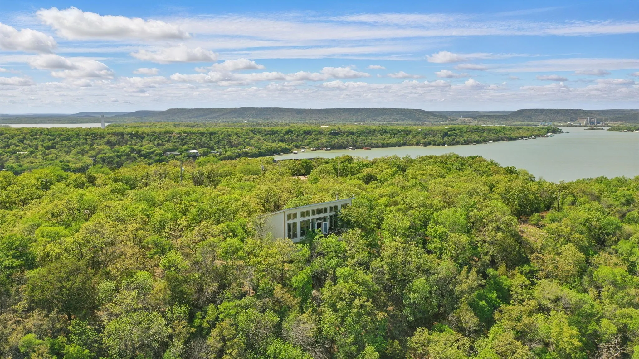 Single Family Residence For Sale in Palo Pinto County , 2775 S Lakeview Drive, Gordon, Texas 76453, 3 Bedroom, 1 Bathroom, 2 Garage spaces, 1,908 Sqft, built in 2007, Preowned, Price $430,000, mls#21235280, Real Estate Agent in Gordon, Homes For Sale in Palo Pinto county, Homes For Sale in Gordon, Realtor in Gordon Texas, Real Estate Brokerage Independent Realty Texas, Luminita Cordes Realtor