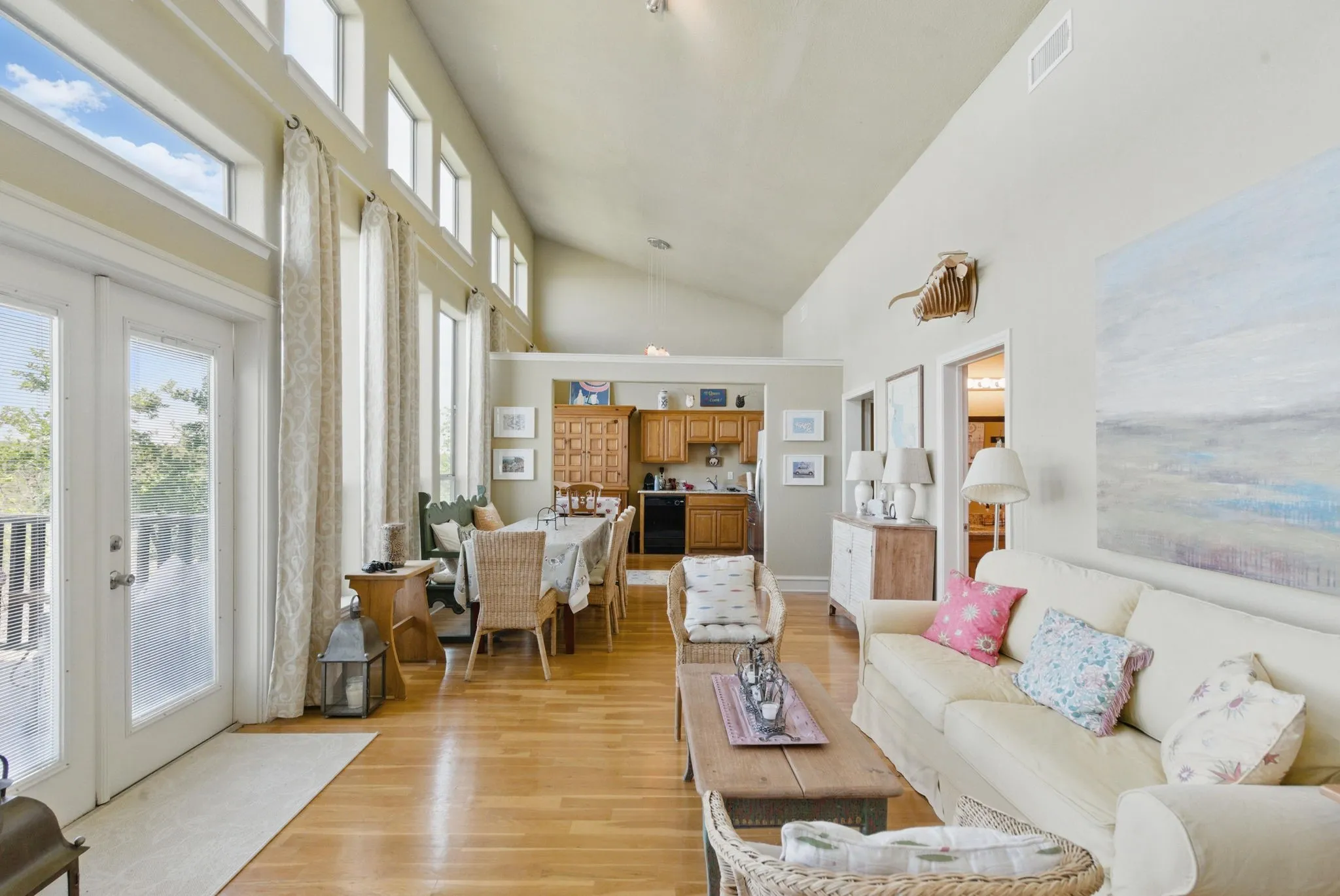 Single Family Residence For Sale in Palo Pinto County , 2775 S Lakeview Drive, Gordon, Texas 76453, 3 Bedroom, 1 Bathroom, 2 Garage spaces, 1,908 Sqft, built in 2007, Preowned, Price $430,000, mls#21235280, Real Estate Agent in Gordon, Homes For Sale in Palo Pinto county, Homes For Sale in Gordon, Realtor in Gordon Texas, Real Estate Brokerage Independent Realty Texas, Luminita Cordes Realtor