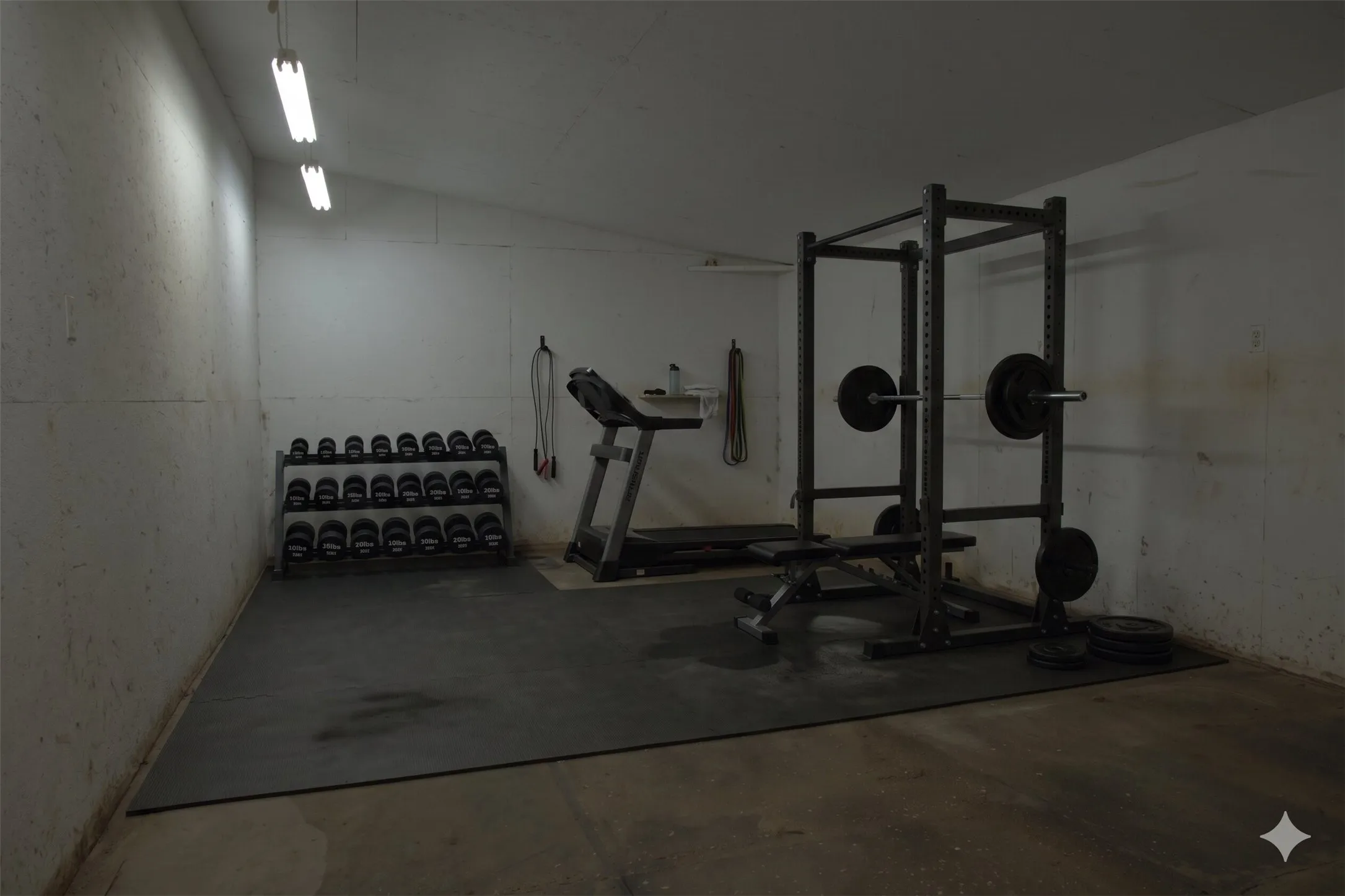 Farm For Sale in Parker County , 2196 Old Agnes Road, Weatherford, Texas 76088, 3 Bedrooms, 3 Bathrooms, Garage spaces, 2,700 Sqft, built in 1965, Preowned, Price $1,150,000, mls#21236553, Real Estate Agent in Weatherford, Homes For Sale in Parker county, Homes For Sale in Weatherford, Realtor in Weatherford Texas, Real Estate Brokerage Independent Realty Texas, Luminita Cordes Realtor