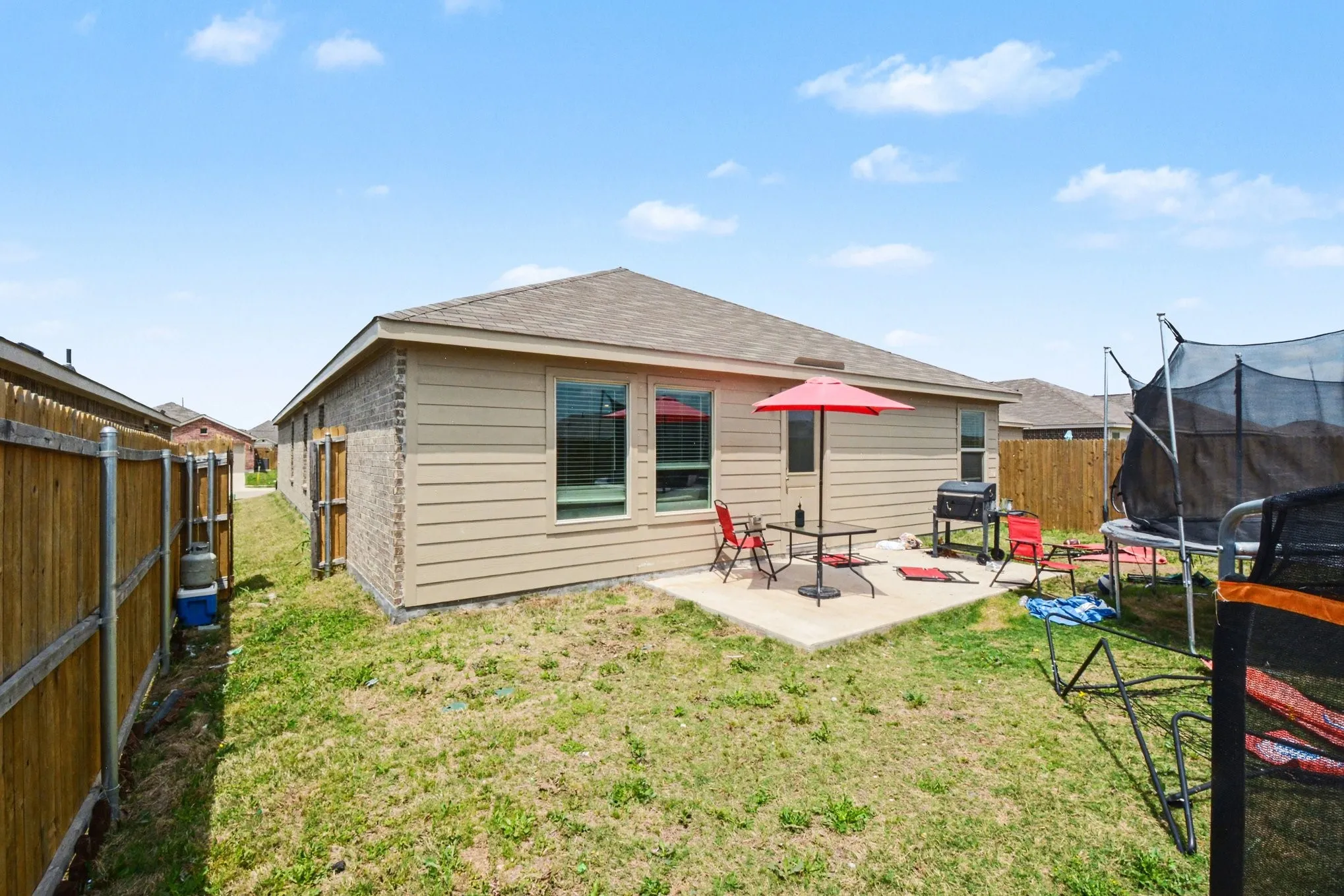 Single Family Residence For Sale in Kaufman County , 1711 High Perch Lane, Forney, Texas 75126, 4 Bedroom, 2 Bathroom, 2 Garage spaces, 1,784 Sqft, built in 2024, Preowned, mls#21235793, Real Estate Agent in Forney, Homes For Sale in Kaufman county, Homes For Sale in Forney, Realtor in Forney Texas, Real Estate Brokerage Independent Realty Texas, Luminita Cordes Realtor