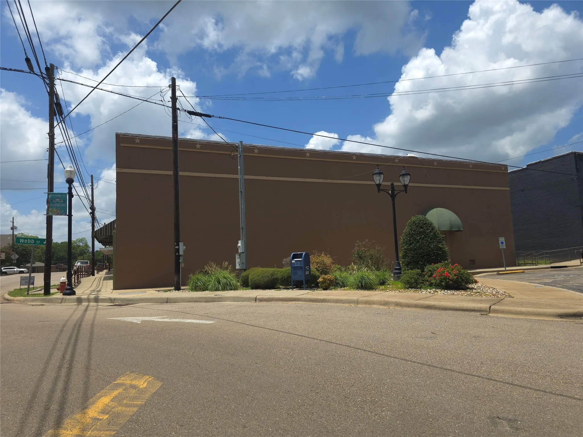 Business For Sale in Morris County , 100 Webb Street, Daingerfield, Texas 75638, 0, 0, Garage spaces, 0 Sqft, built in 1890, Preowned, Price $45,000, mls#21236543, Real Estate Agent in Daingerfield, Homes For Sale in Morris county, Homes For Sale in Daingerfield, Realtor in Daingerfield Texas, Real Estate Brokerage Independent Realty Texas, Luminita Cordes Realtor