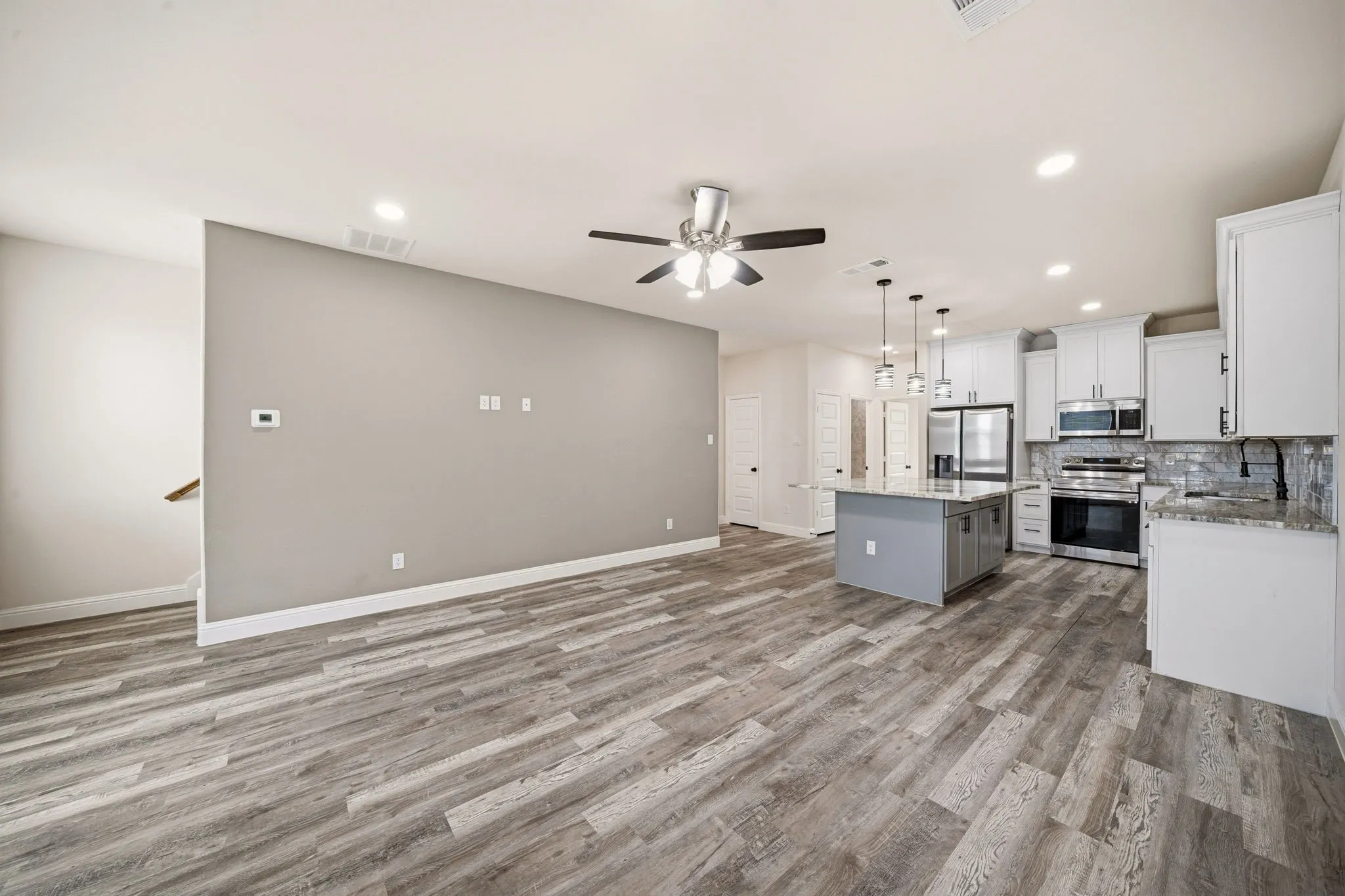 For Sale in Tarrant County , 1609 Mignon Drive, Arlington, Texas 76010, 24 Bedroom, 32 Bathroom, 16 Garage spaces, 0 Sqft, built in 2022, Preowned, mls#21236538, Real Estate Agent in Arlington, Homes For Sale in Tarrant county, Homes For Sale in Arlington, Realtor in Arlington Texas, Real Estate Brokerage Independent Realty Texas, Luminita Cordes Realtor