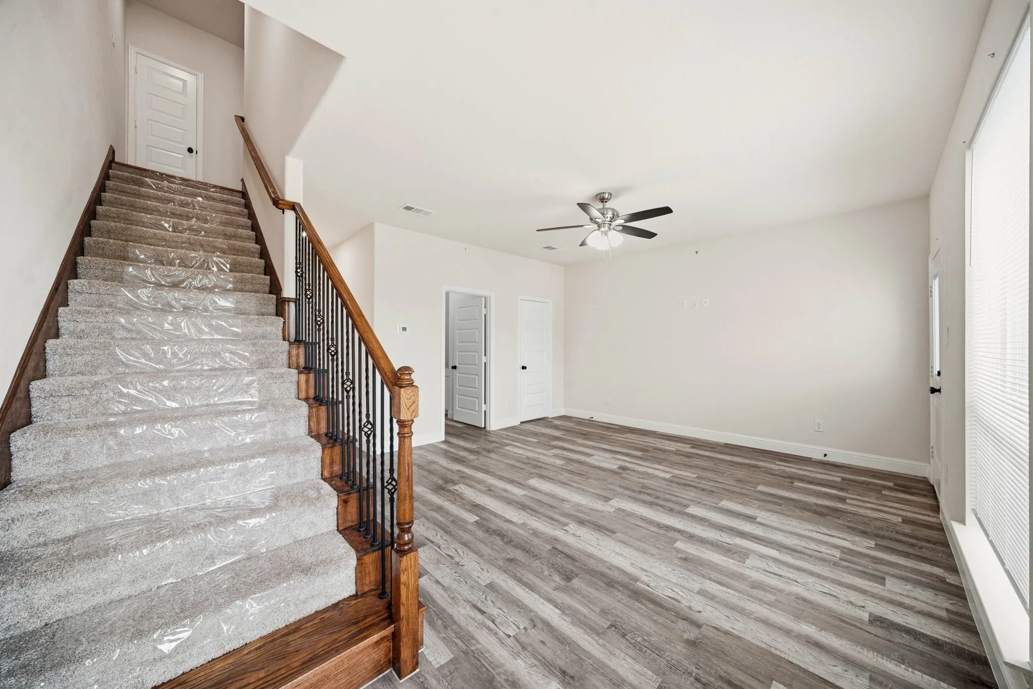 For Sale in Tarrant County , 1609 Mignon Drive, Arlington, Texas 76010, 24 Bedroom, 32 Bathroom, 16 Garage spaces, 0 Sqft, built in 2022, Preowned, mls#21236538, Real Estate Agent in Arlington, Homes For Sale in Tarrant county, Homes For Sale in Arlington, Realtor in Arlington Texas, Real Estate Brokerage Independent Realty Texas, Luminita Cordes Realtor