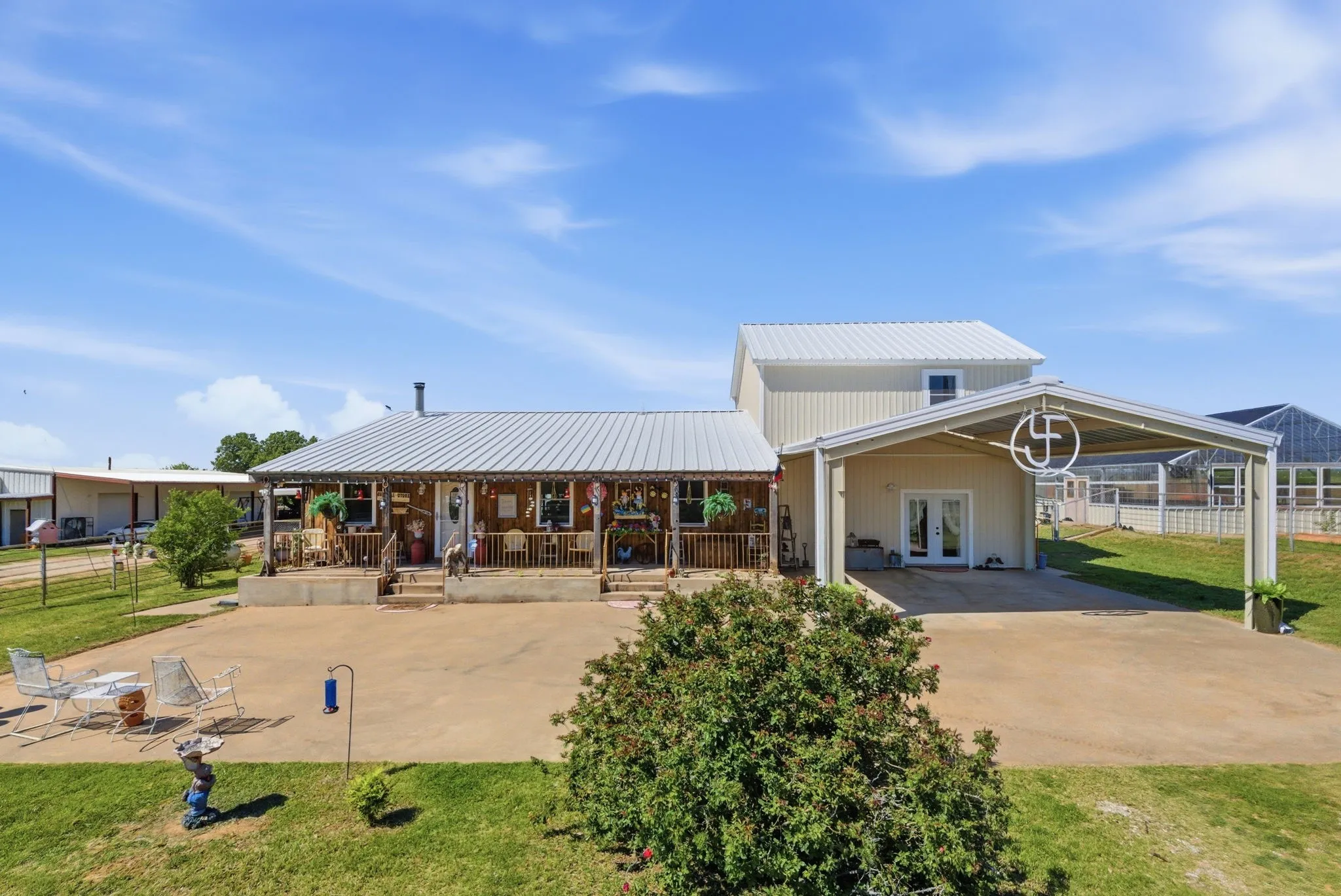 Farm For Sale in Young County , 200 Strother Road, Newcastle, Texas 76372, 3 Bedroom, 2 Bathroom, Garage spaces, 2,292 Sqft, built in 1940, mls#21236574, Real Estate Agent in Newcastle, Homes For Sale in Young county, Homes For Sale in Newcastle, Realtor in Newcastle Texas, Real Estate Brokerage Independent Realty Texas, Luminita Cordes Realtor