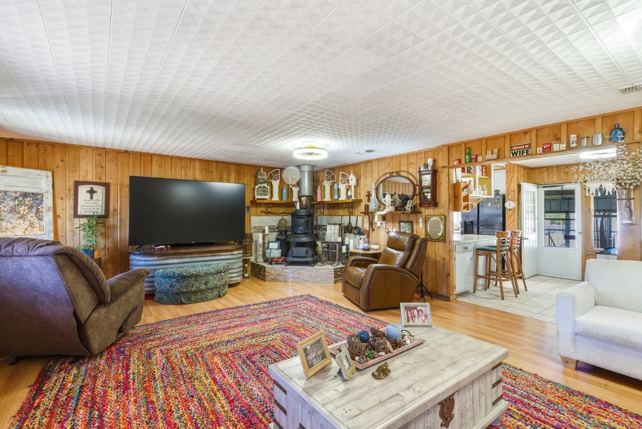 Farm For Sale in Young County , 200 Strother Road, Newcastle, Texas 76372, 3 Bedroom, 2 Bathroom, Garage spaces, 2,292 Sqft, built in 1940, mls#21236574, Real Estate Agent in Newcastle, Homes For Sale in Young county, Homes For Sale in Newcastle, Realtor in Newcastle Texas, Real Estate Brokerage Independent Realty Texas, Luminita Cordes Realtor