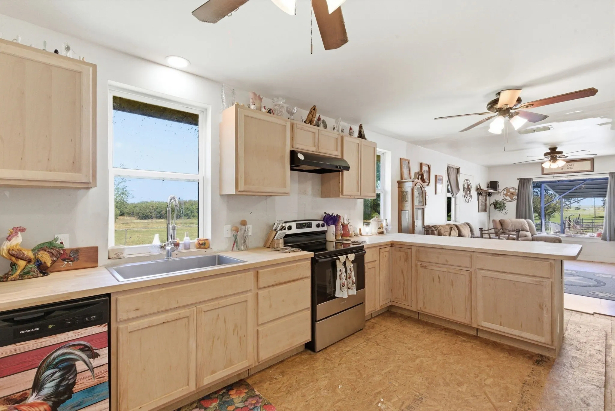 Farm For Sale in Young County , 200 Strother Road, Newcastle, Texas 76372, 3 Bedroom, 2 Bathroom, Garage spaces, 2,292 Sqft, built in 1940, mls#21236574, Real Estate Agent in Newcastle, Homes For Sale in Young county, Homes For Sale in Newcastle, Realtor in Newcastle Texas, Real Estate Brokerage Independent Realty Texas, Luminita Cordes Realtor