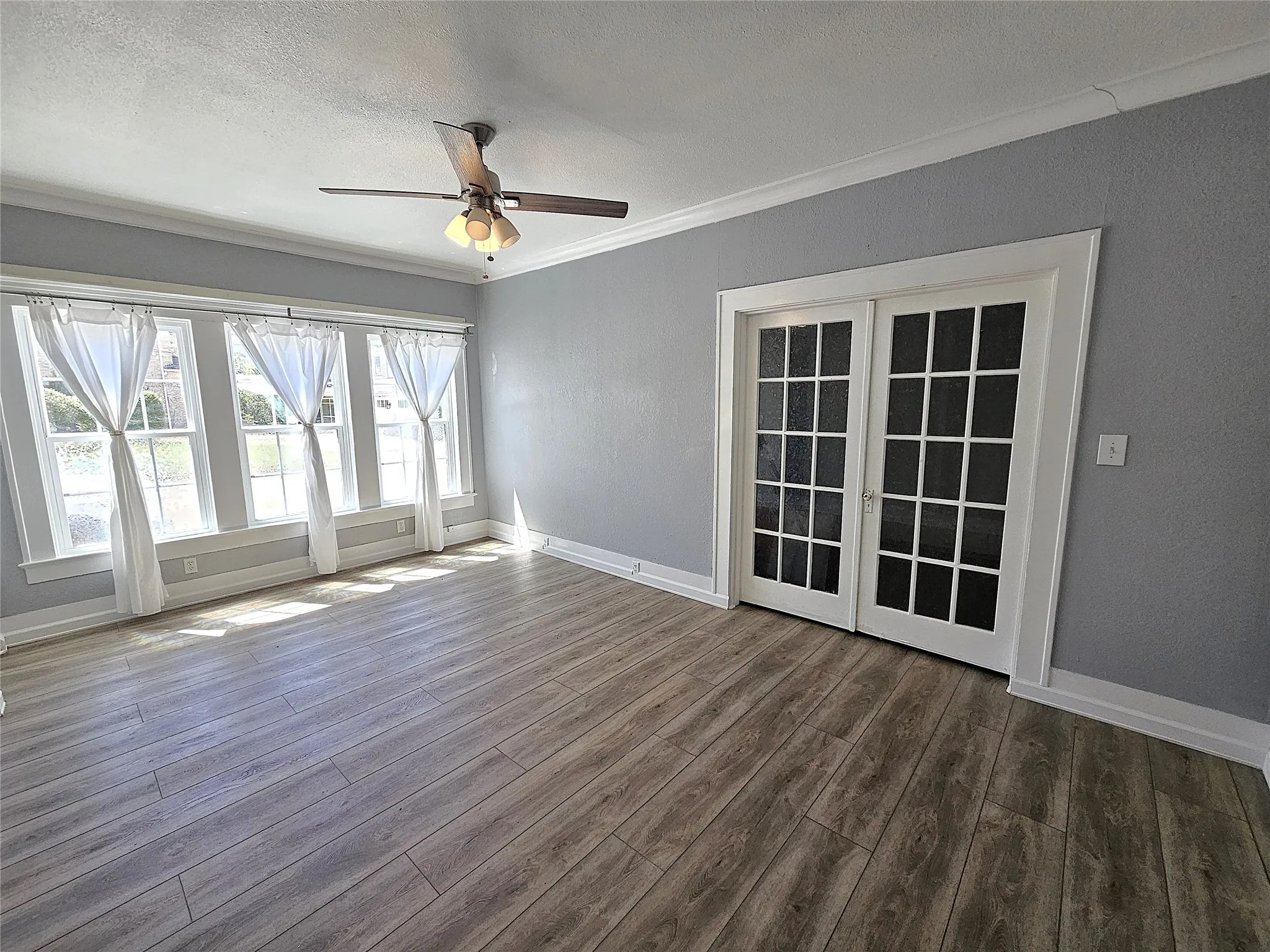 Single Family Residence For Sale in Limestone County , 508 S Ross Avenue, Mexia, Texas 76667, 3 Bedroom, 2 Bathroom, Garage spaces, 1,872 Sqft, built in 1988, mls#21236599, Real Estate Agent in Mexia, Homes For Sale in Limestone county, Homes For Sale in Mexia, Realtor in Mexia Texas, Real Estate Brokerage Independent Realty Texas, Luminita Cordes Realtor