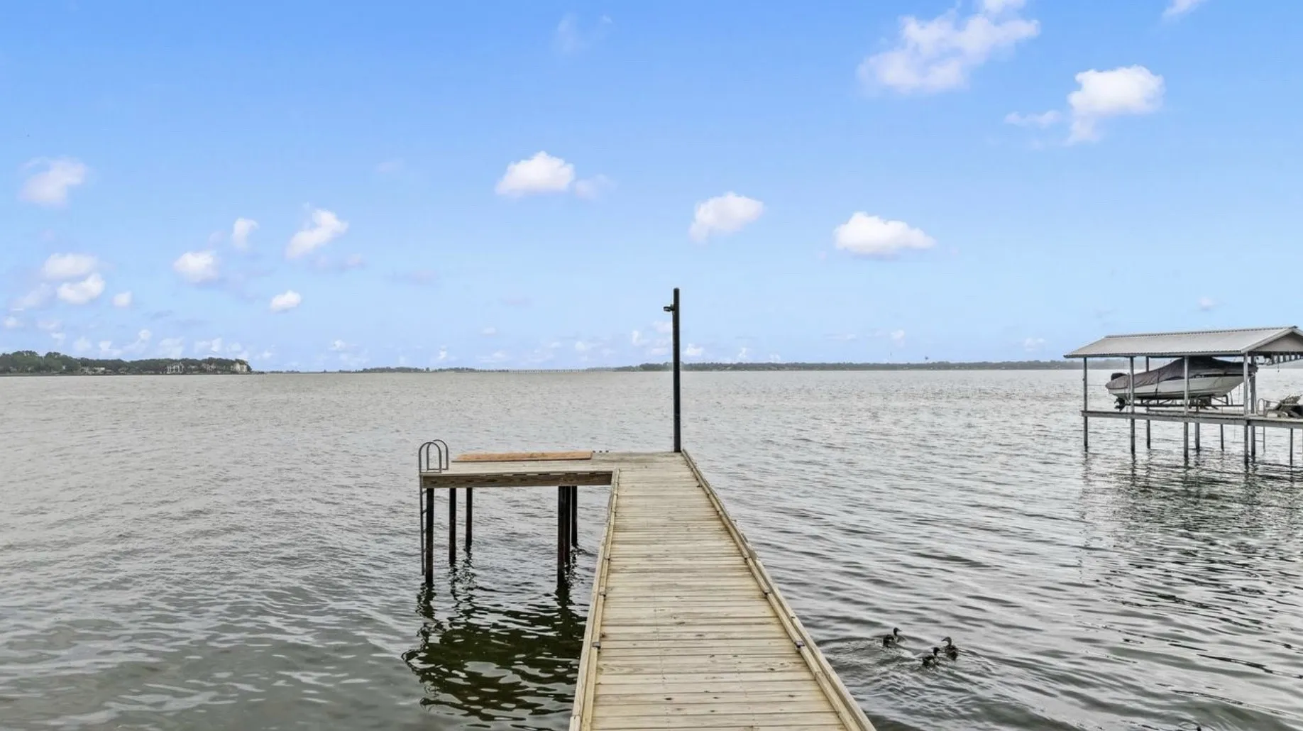 Community pier