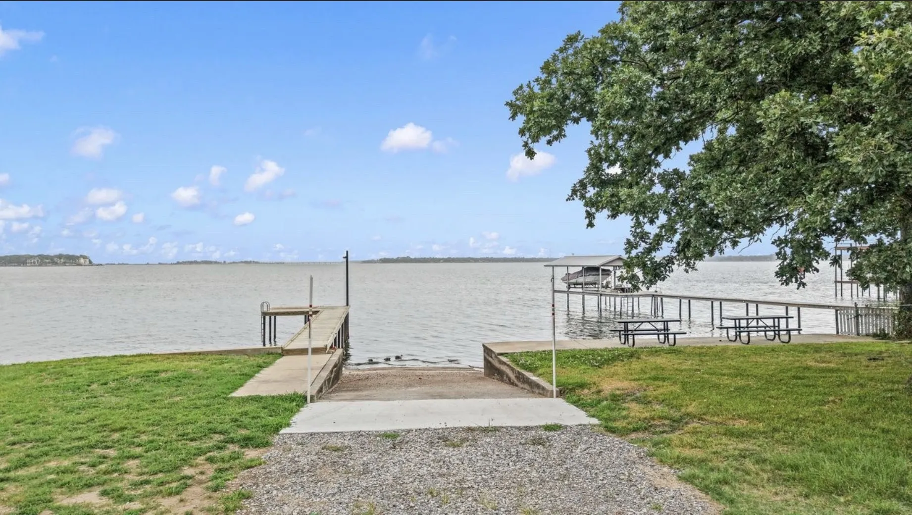 Community boat launch