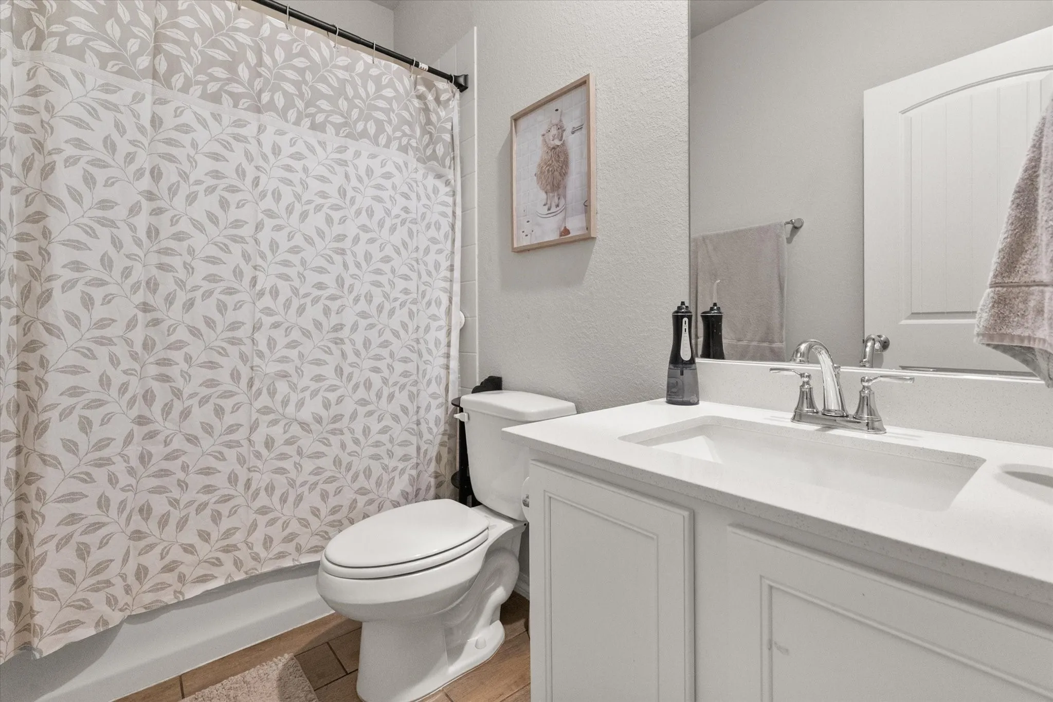 Single Family Residence For Sale in Johnson County , 8201 Tomcat Trail, Godley, Texas 76044, 4 Bedroom, 2 Bathroom, 2 Garage spaces, 2,056 Sqft, built in 2023, mls#21235730, Real Estate Agent in Godley, Homes For Sale in Johnson county, Homes For Sale in Godley, Realtor in Godley Texas, Real Estate Brokerage Independent Realty Texas, Luminita Cordes Realtor