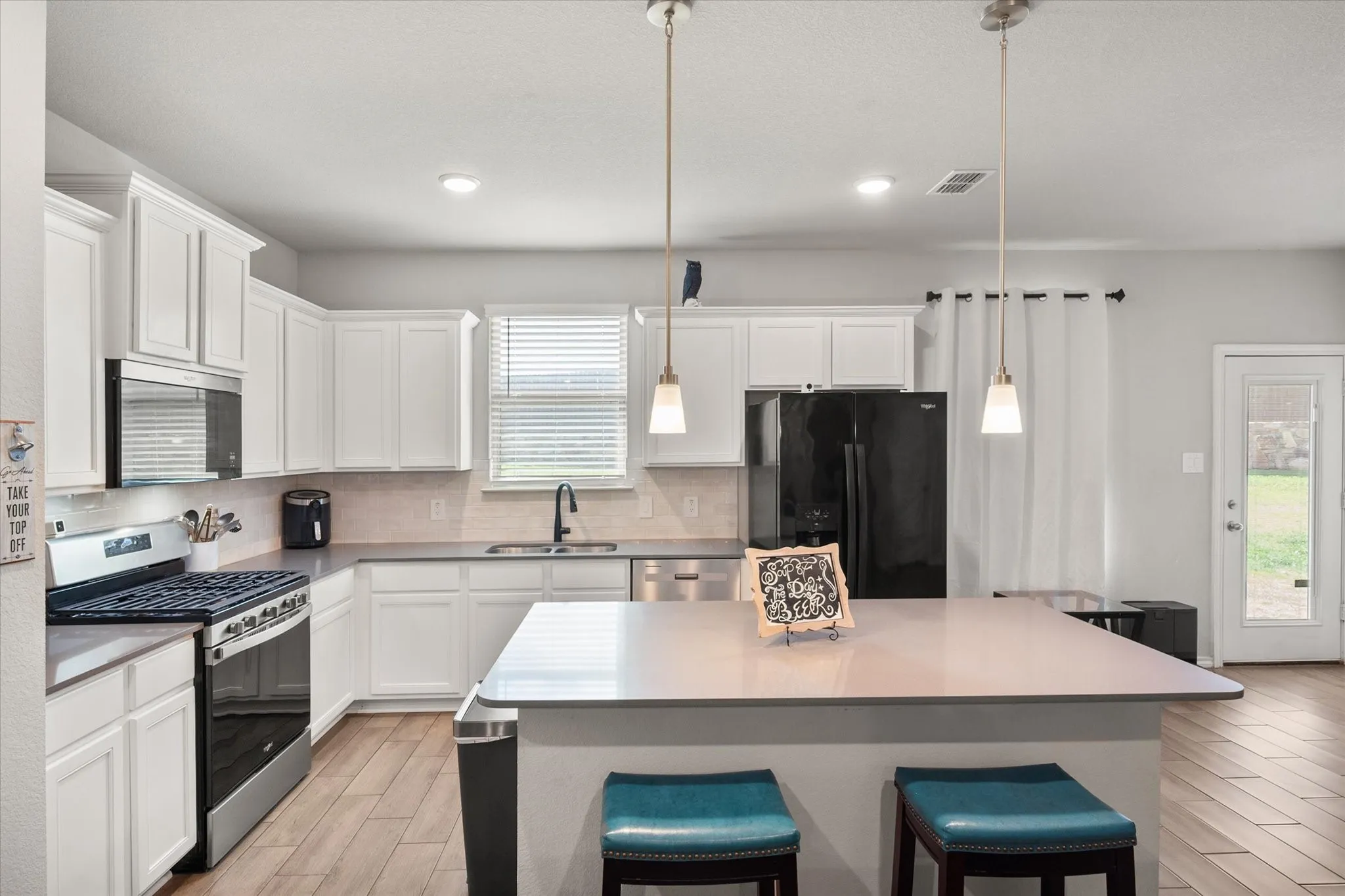 Single Family Residence For Sale in Johnson County , 8201 Tomcat Trail, Godley, Texas 76044, 4 Bedroom, 2 Bathroom, 2 Garage spaces, 2,056 Sqft, built in 2023, mls#21235730, Real Estate Agent in Godley, Homes For Sale in Johnson county, Homes For Sale in Godley, Realtor in Godley Texas, Real Estate Brokerage Independent Realty Texas, Luminita Cordes Realtor