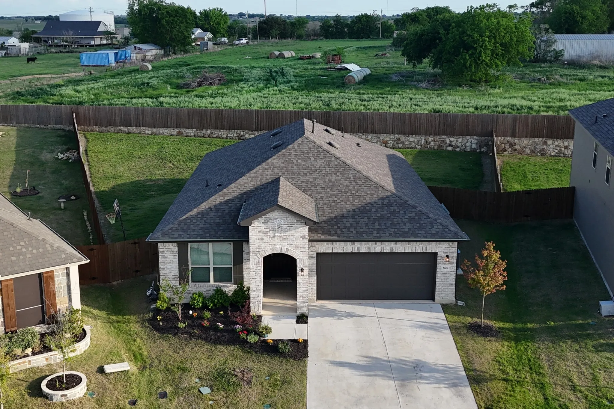 Single Family Residence For Sale in Johnson County , 8201 Tomcat Trail, Godley, Texas 76044, 4 Bedroom, 2 Bathroom, 2 Garage spaces, 2,056 Sqft, built in 2023, mls#21235730, Real Estate Agent in Godley, Homes For Sale in Johnson county, Homes For Sale in Godley, Realtor in Godley Texas, Real Estate Brokerage Independent Realty Texas, Luminita Cordes Realtor