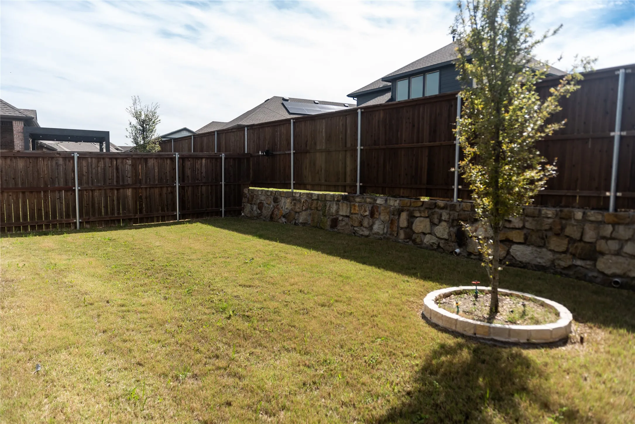 Single Family Residence For Rent in Rockwall County , 3122 Wind Knot Way, Royse City, Texas 75189, 4 Bedrooms, 4 Bathrooms, 2 Garage spaces, 2,378 Sqft, built in 2022, Price $2,900, mls#21236690, Real Estate Agent in Royse City, Homes For Rent in Rockwall county, Homes For Rent in Royse City, Realtor in Royse City Texas, Real Estate Brokerage Independent Realty Texas, Luminita Cordes Realtor