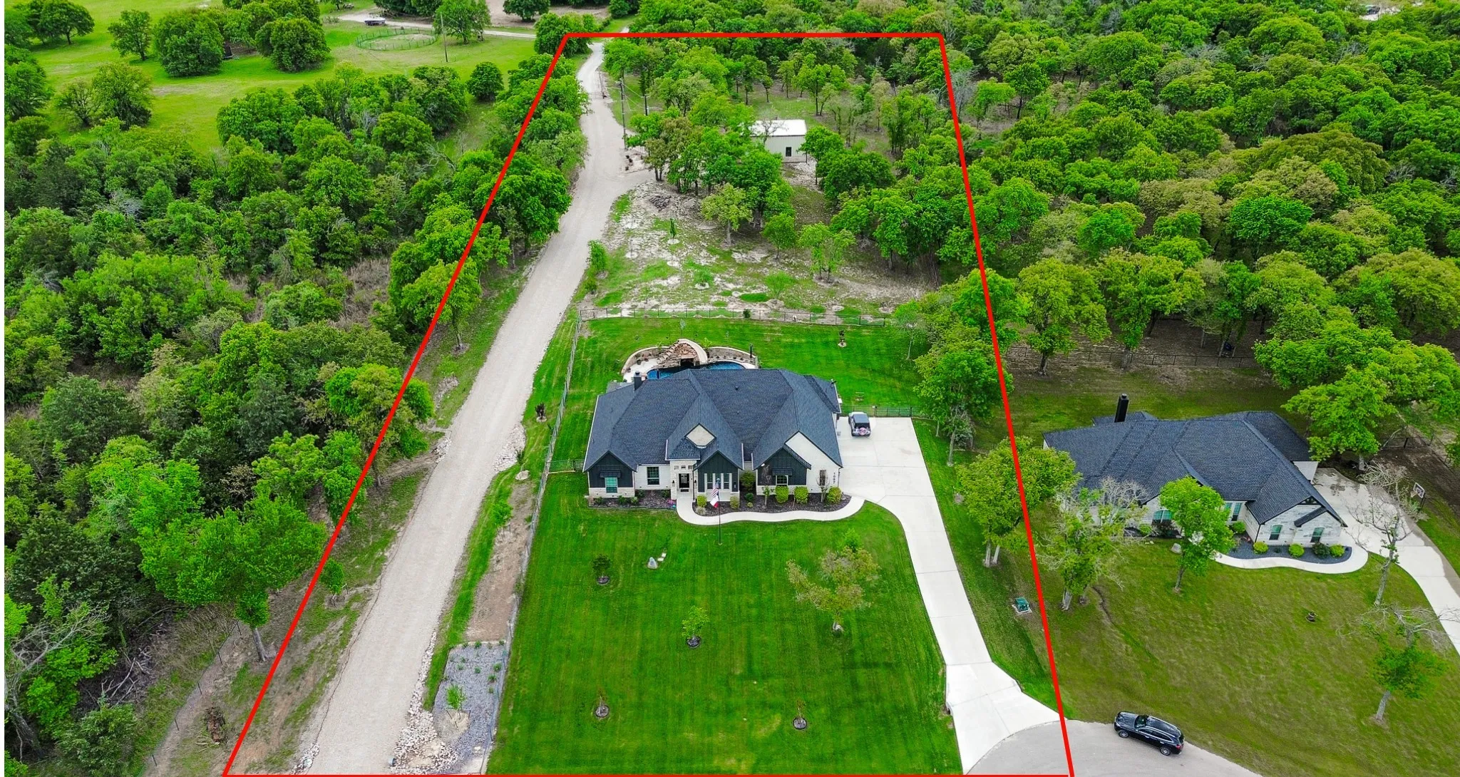 Single Family Residence For Sale in Parker County , 1007 Glenoaks Drive, Weatherford, Texas 76088, 4 Bedroom, 3 Bathroom, 3 Garage spaces, 2,785 Sqft, built in 2022, Preowned, mls#21230285, Real Estate Agent in Weatherford, Homes For Sale in Parker county, Homes For Sale in Weatherford, Realtor in Weatherford Texas, Real Estate Brokerage Independent Realty Texas, Luminita Cordes Realtor