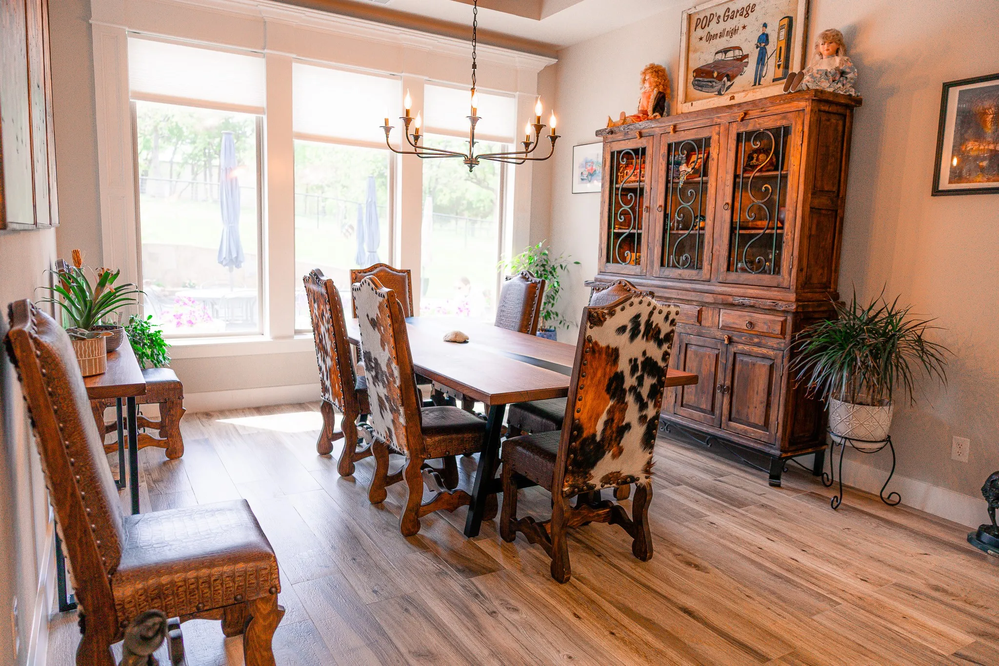Single Family Residence For Sale in Parker County , 1007 Glenoaks Drive, Weatherford, Texas 76088, 4 Bedroom, 3 Bathroom, 3 Garage spaces, 2,785 Sqft, built in 2022, Preowned, mls#21230285, Real Estate Agent in Weatherford, Homes For Sale in Parker county, Homes For Sale in Weatherford, Realtor in Weatherford Texas, Real Estate Brokerage Independent Realty Texas, Luminita Cordes Realtor
