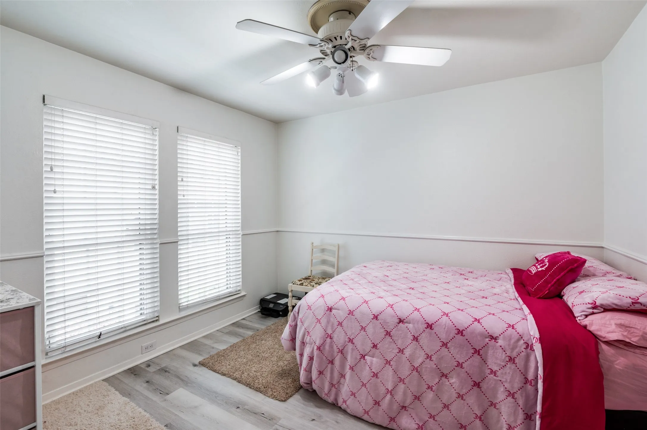 Condominium For Sale in Dallas County , 4132 Cole Avenue 102, Dallas, Texas 75204, 2 Bedroom, 2 Bathroom, Garage spaces, 1,080 Sqft, built in 1983, Preowned, mls#21236644, Real Estate Agent in Dallas, Homes For Sale in Dallas county, Homes For Sale in Dallas, Realtor in Dallas Texas, Real Estate Brokerage Independent Realty Texas, Luminita Cordes Realtor