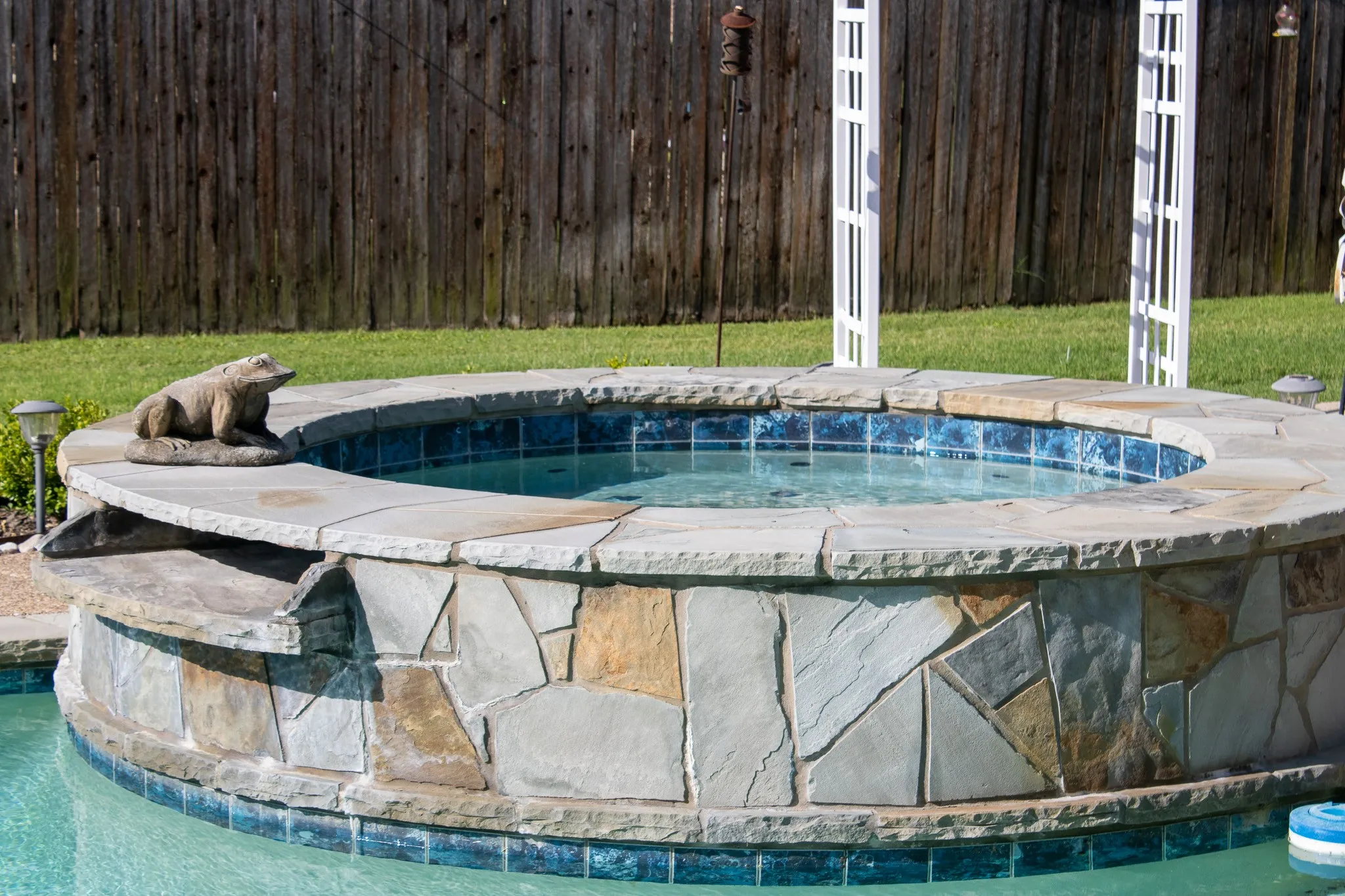 Single Family Residence For Sale in Tarrant County , 3416 Doris Walker Trail, Burleson, Texas 76028, 3 Bedroom, 2 Bathroom, 3 Garage spaces, 2,780 Sqft, built in 2002, Preowned, mls#21234312, Real Estate Agent in Burleson, Homes For Sale in Tarrant county, Homes For Sale in Burleson, Realtor in Burleson Texas, Real Estate Brokerage Independent Realty Texas, Luminita Cordes Realtor