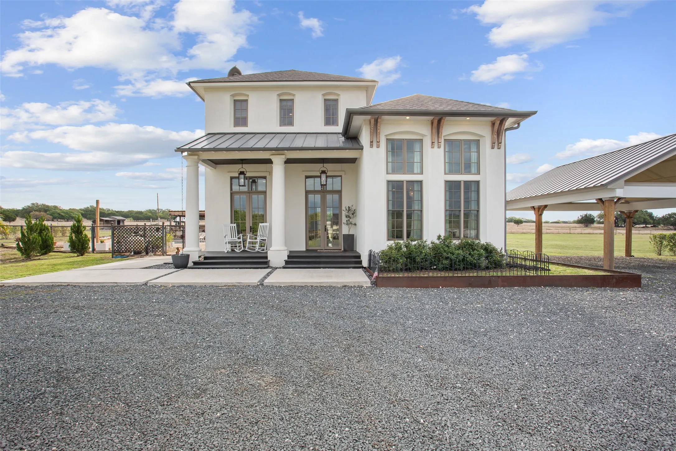 Single Family Residence For Sale in Coryell County , 474 Private Road 305, Gatesville, Texas 76528, 4 Bedroom, 5 Bathroom, 1 Garage spaces, 3,848 Sqft, built in 2018, Preowned, mls#21236316, Real Estate Agent in Gatesville, Homes For Sale in Coryell county, Homes For Sale in Gatesville, Realtor in Gatesville Texas, Real Estate Brokerage Independent Realty Texas, Luminita Cordes Realtor