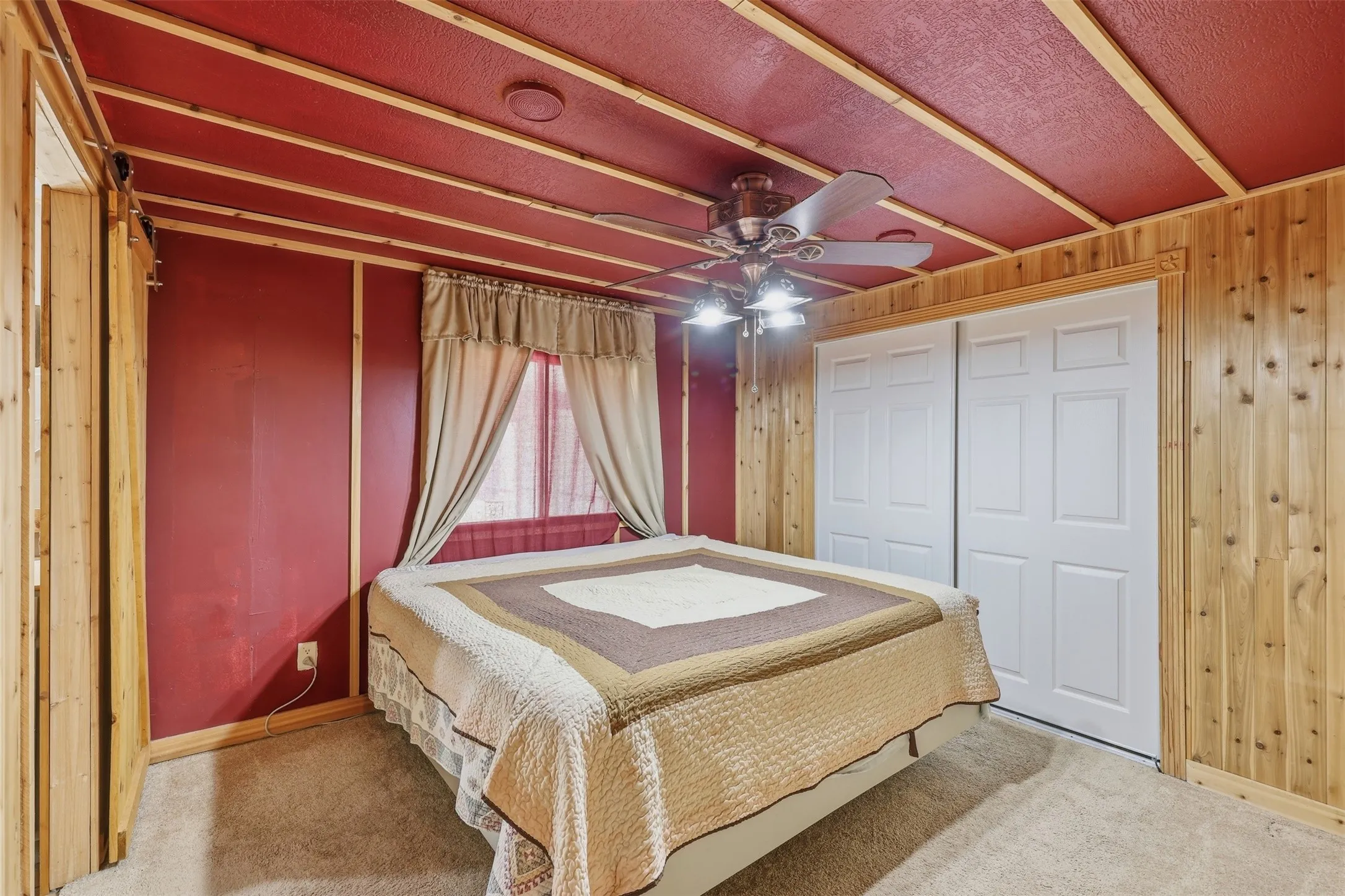 Farm For Sale in Parker County , 591 Mcfarland Lane, Weatherford, Texas 76088, 3 Bedroom, 2 Bathroom, Garage spaces, 1,632 Sqft, built in 1983, Preowned, mls#21235478, Real Estate Agent in Weatherford, Homes For Sale in Parker county, Homes For Sale in Weatherford, Realtor in Weatherford Texas, Real Estate Brokerage Independent Realty Texas, Luminita Cordes Realtor